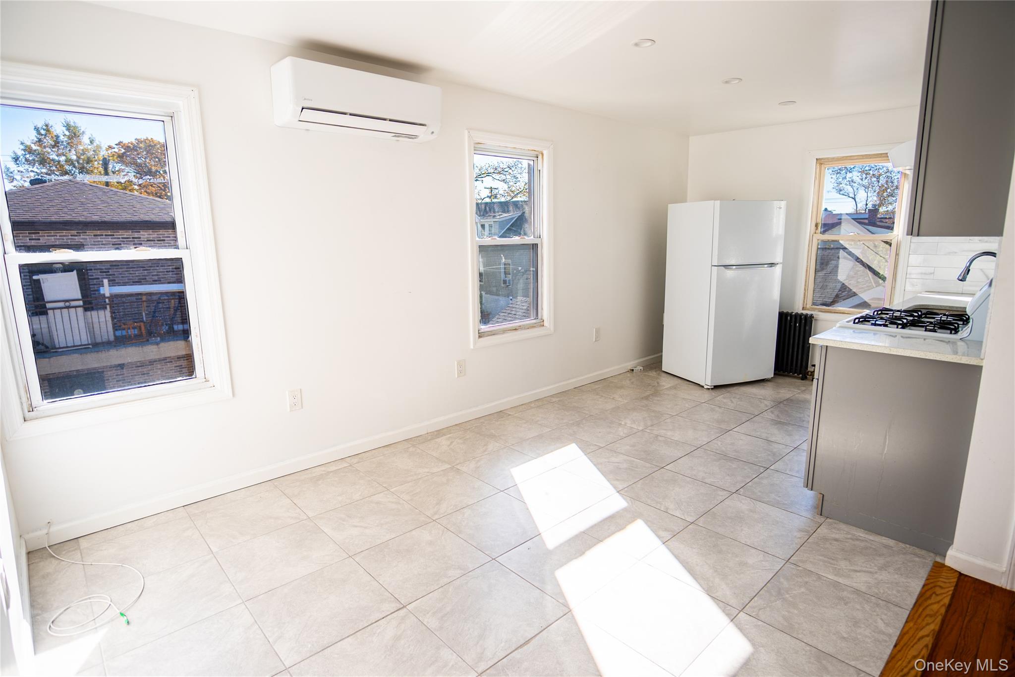 #11 photo, 11550 134th Street, South Ozone Park , NY 11420