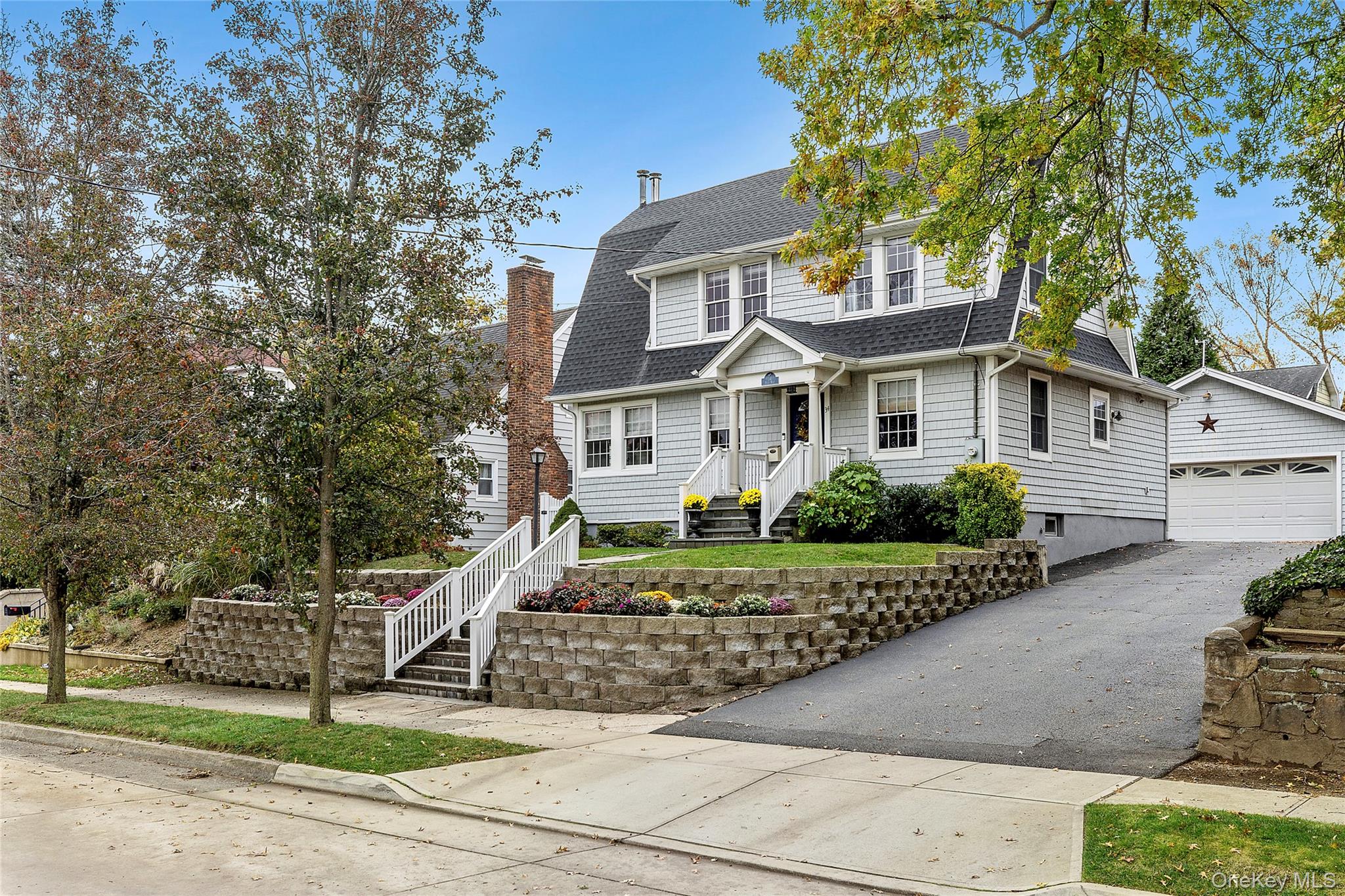 #1 photo, 34 Davis Road, Port Washington , NY 11050