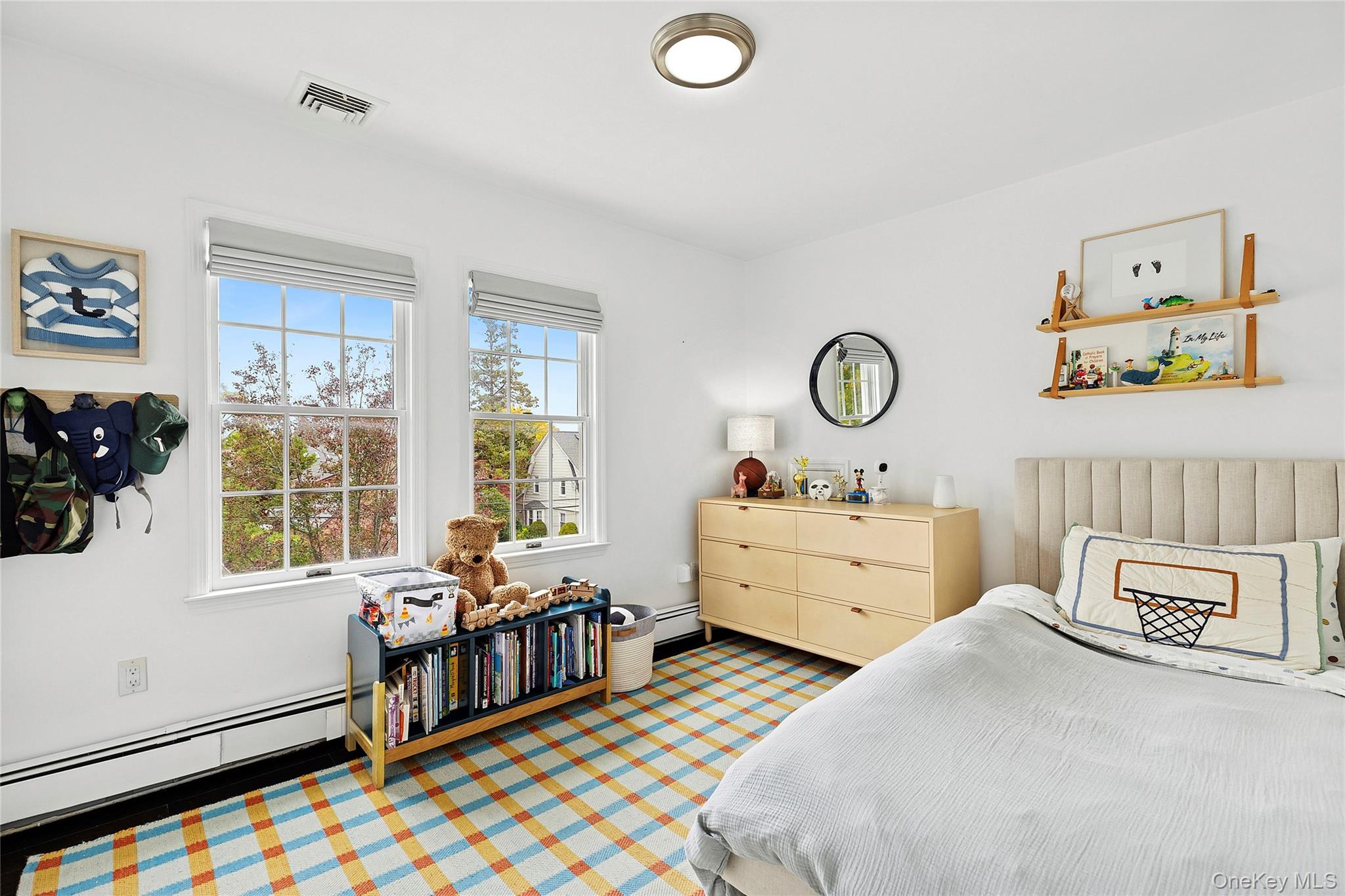 #13 photo, 34 Davis Road, Port Washington , NY 11050