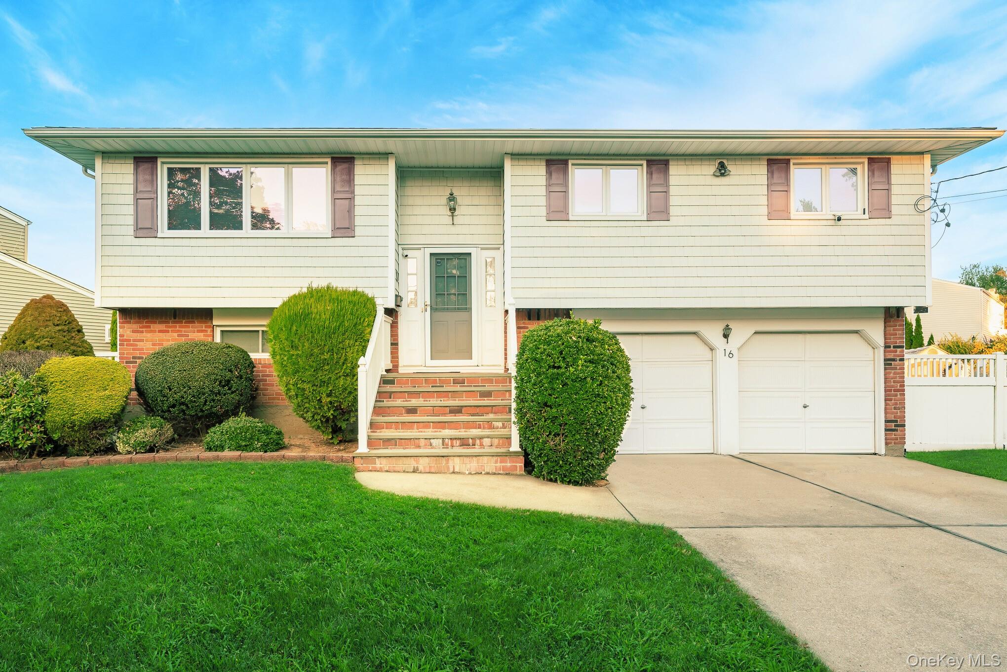 #1 photo, 16 Sue-Ann Court, North Babylon , NY 11703