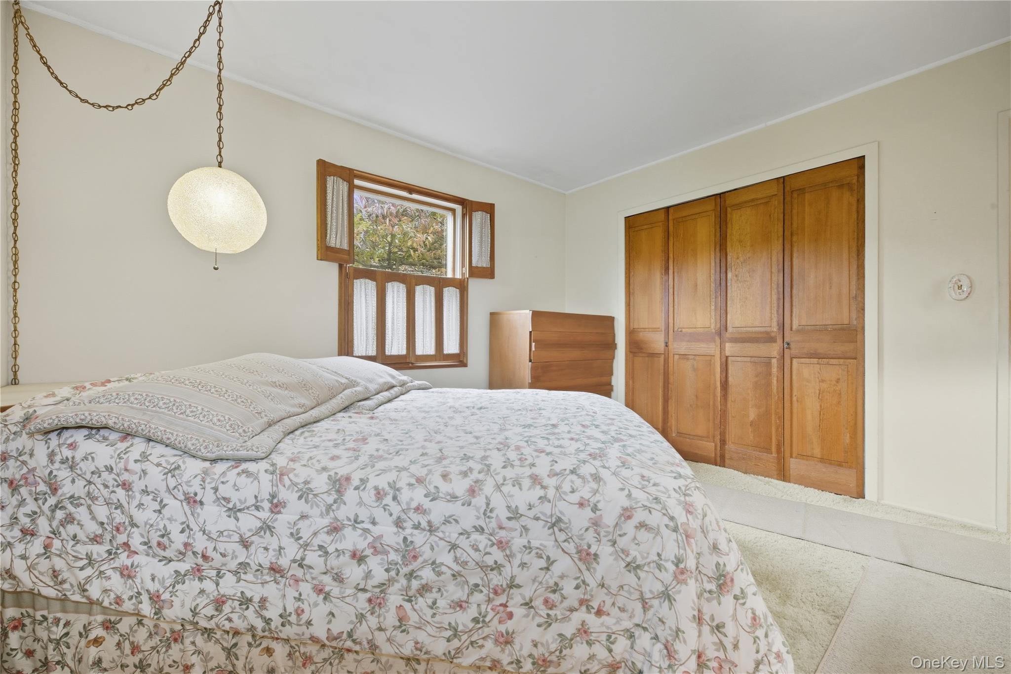 #9 photo, 150 Kingfisher Road, Levittown , NY 11756