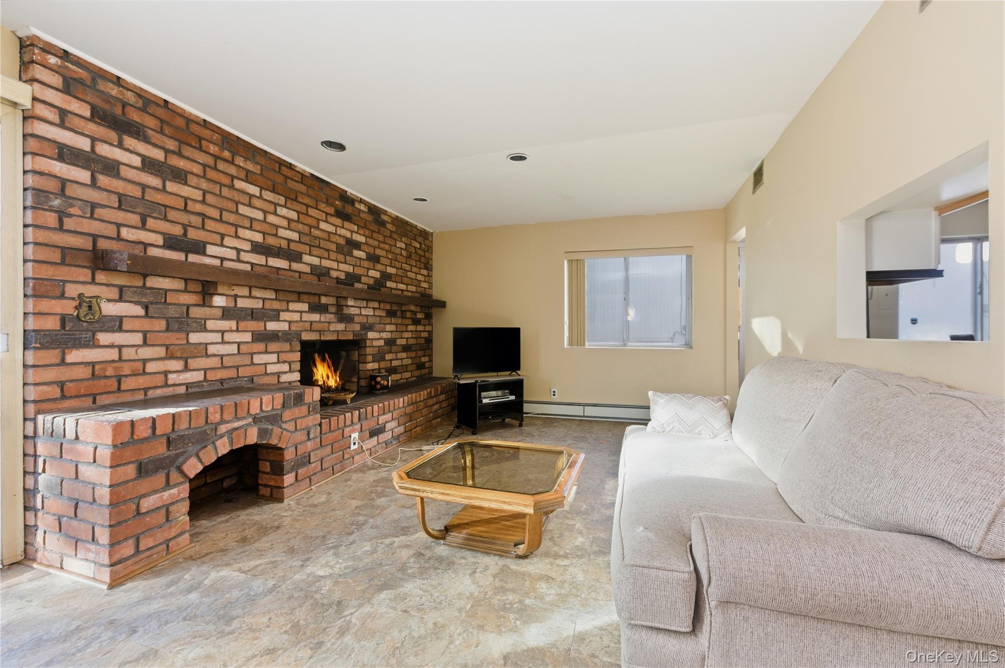 #6 photo, 3924 Jane Lane, Oceanside , NY 11572