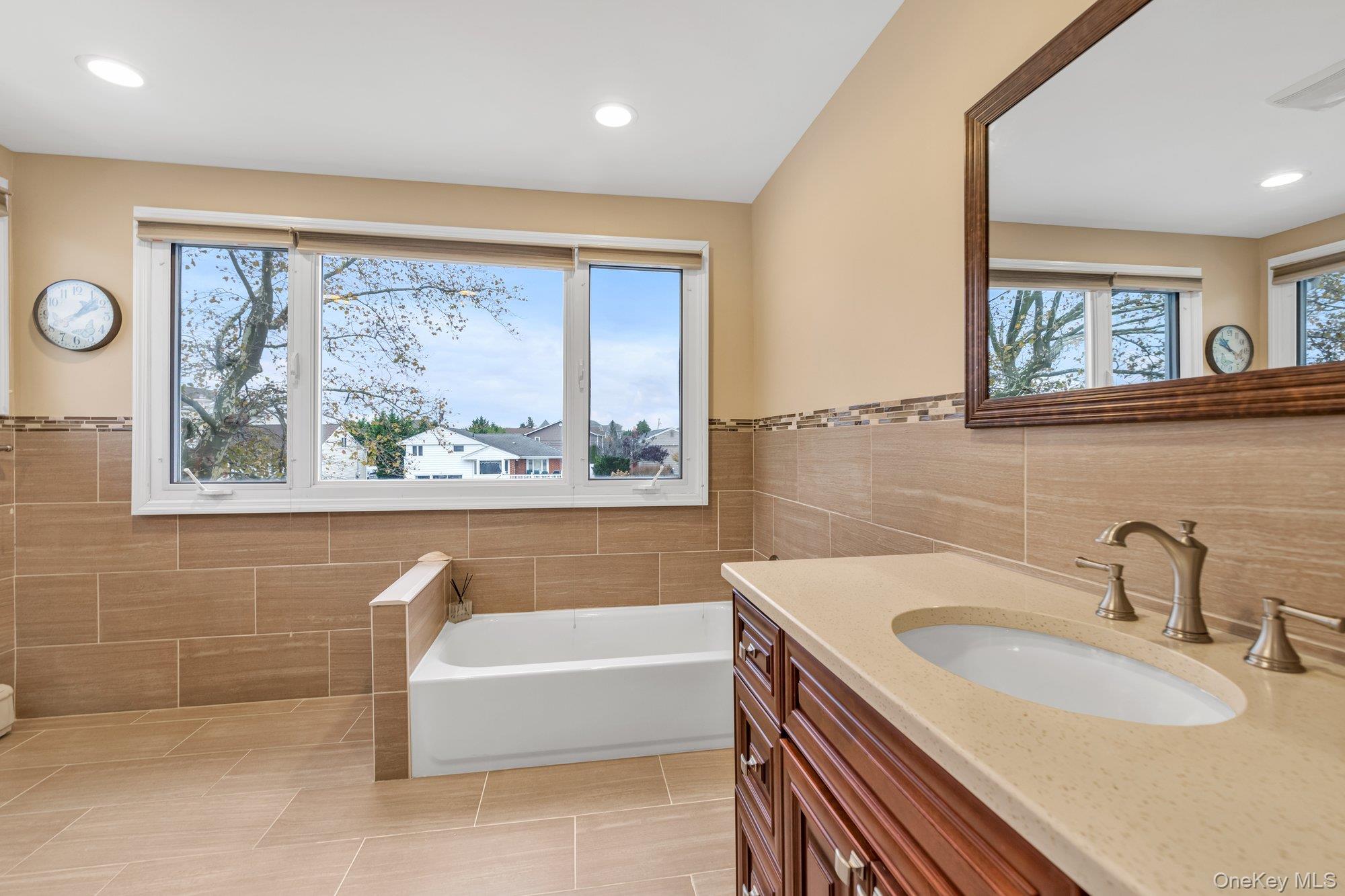 #10 photo, 2884 Bay Drive, Merrick , NY 11566