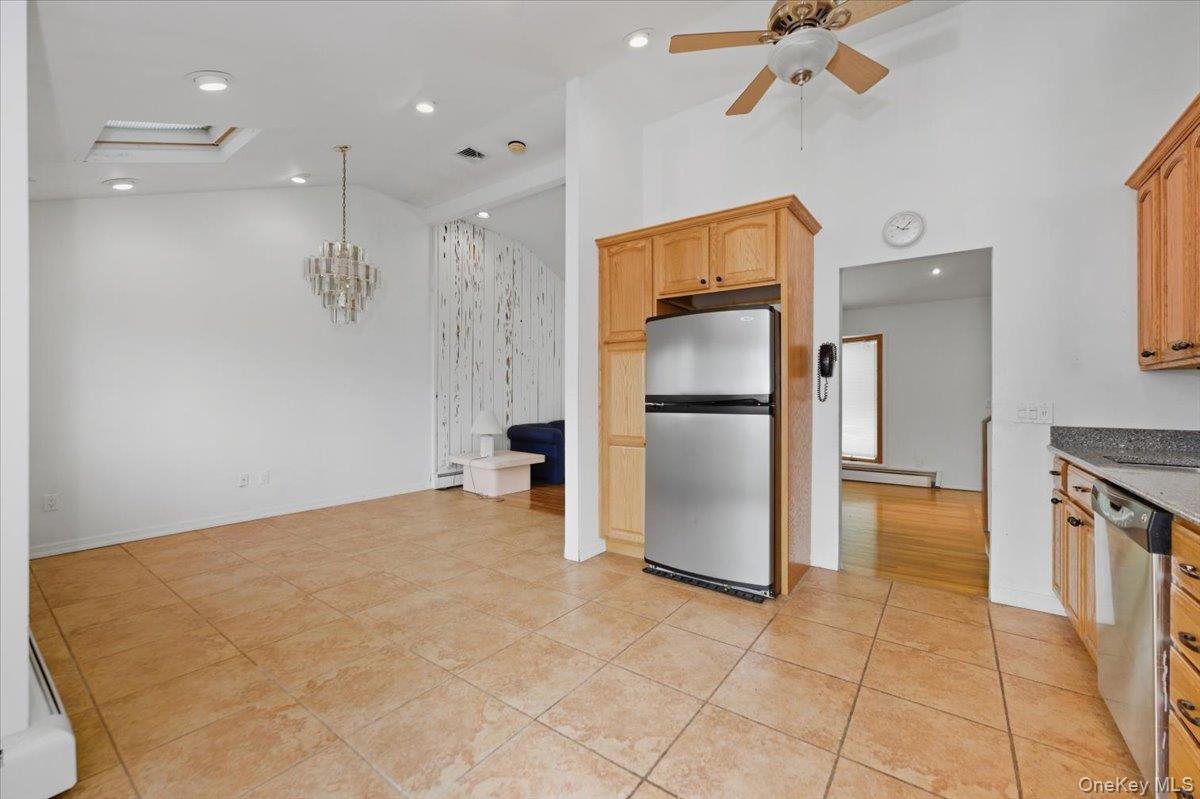 #11 photo, 930 Jewel Drive, North Woodmere , NY 11581