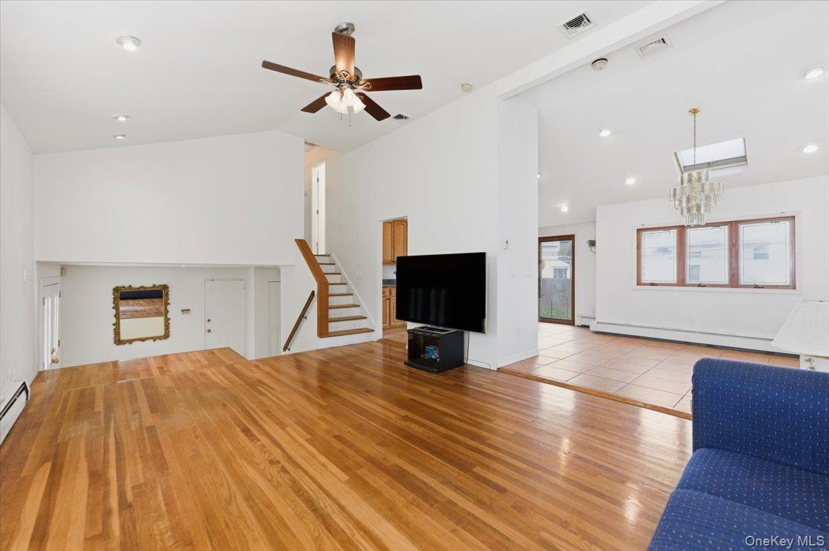 #5 photo, 930 Jewel Drive, North Woodmere , NY 11581