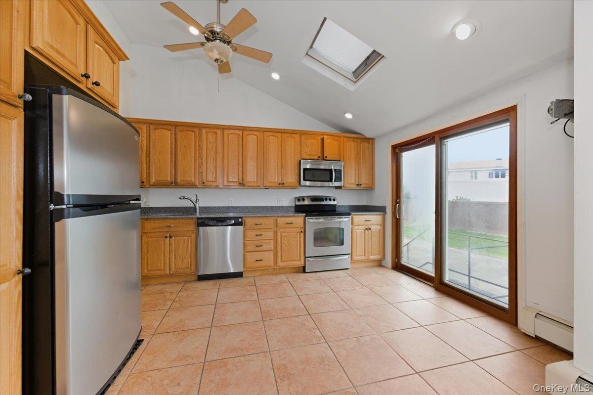 #9 photo, 930 Jewel Drive, North Woodmere , NY 11581