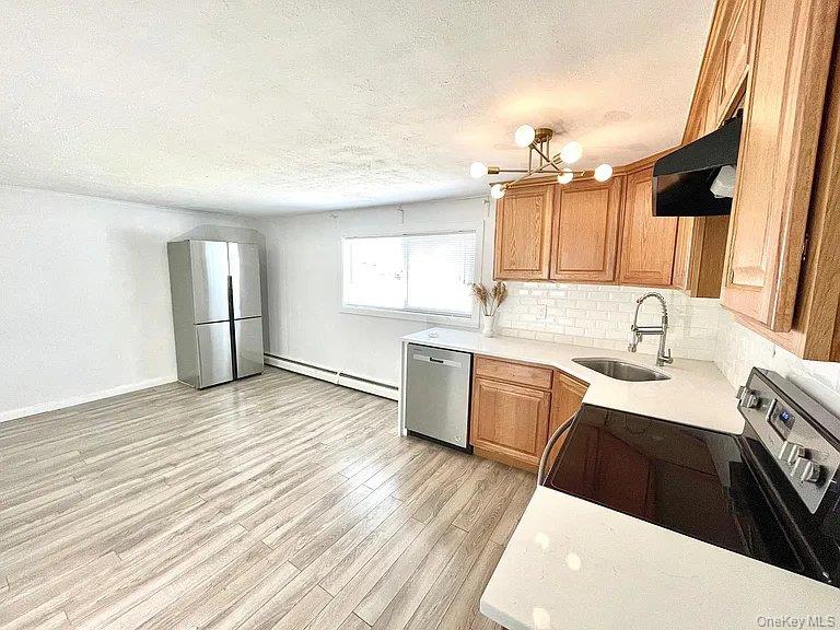 #7 photo, 11 Marshall Street, Massapequa , NY 11758