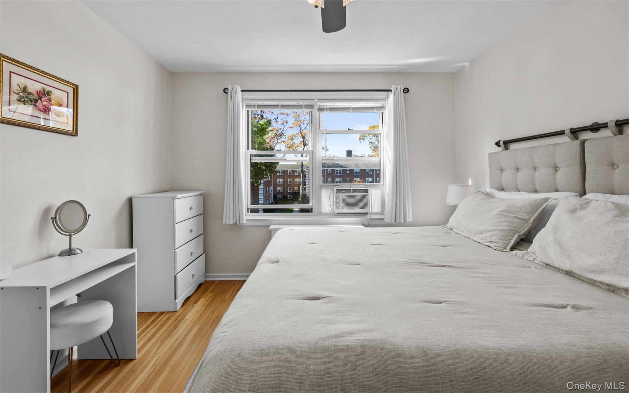 #16 photo, 2 Edwards Street, Roslyn Heights , NY 11577