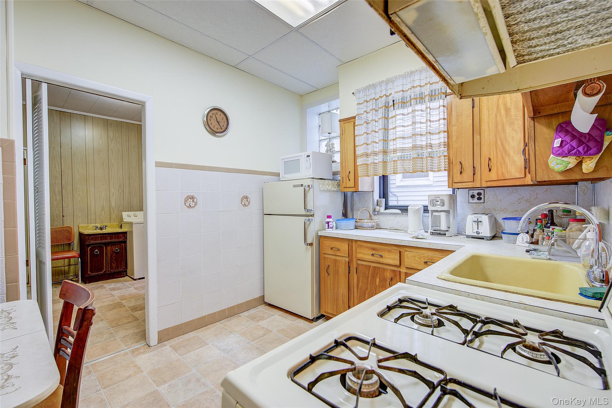 #13 photo, 37-37 64th Street, Woodside , NY 11377