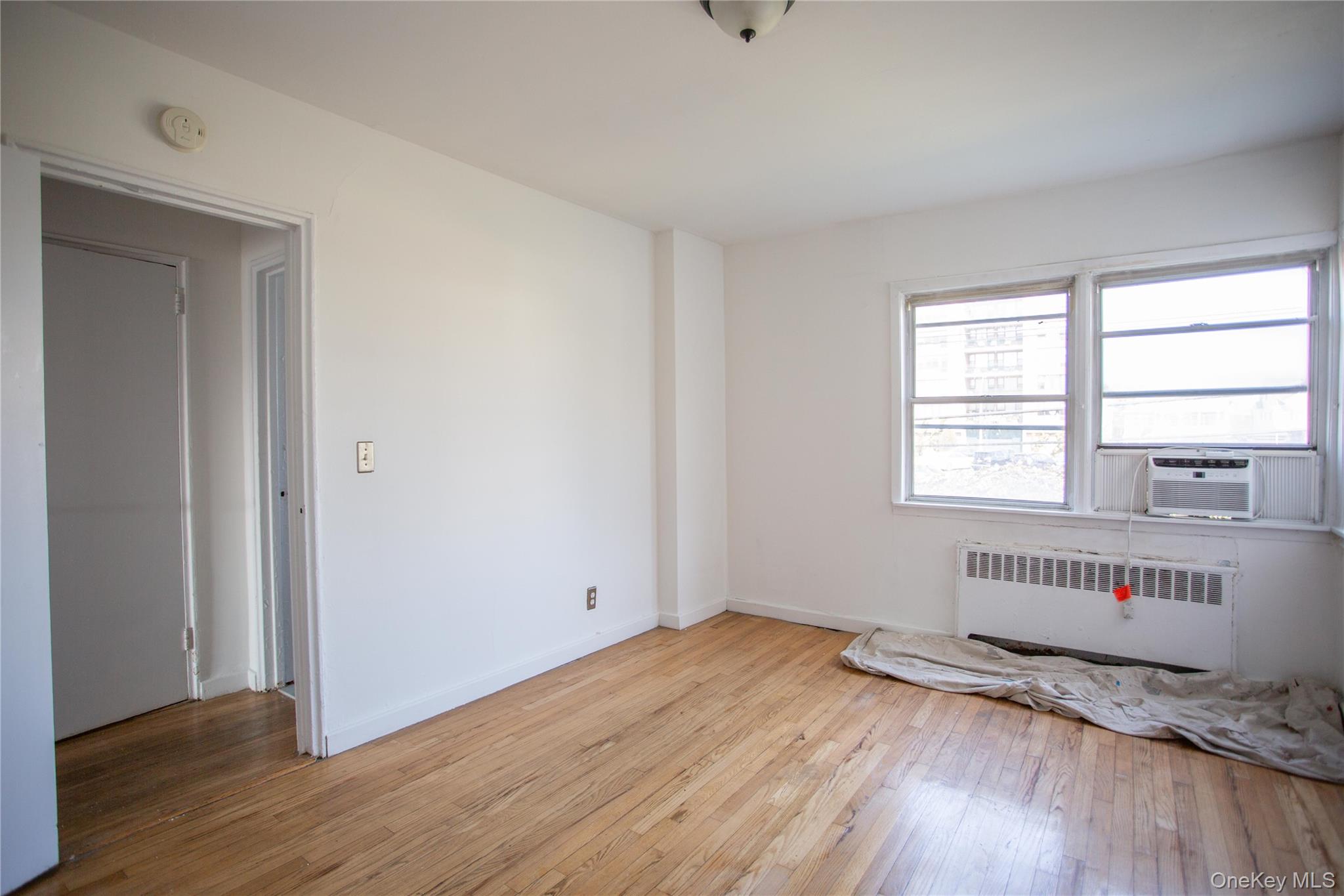 #10 photo, 325 Shore Road, Long Beach , NY 11561