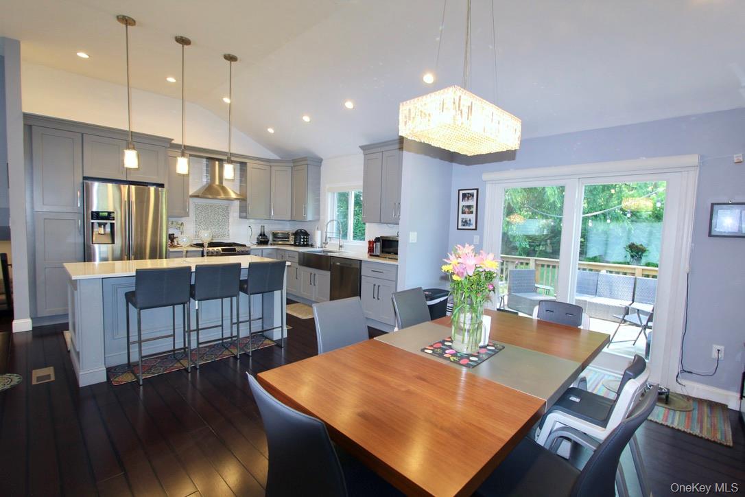 #5 photo, 83 Executive Drive, New Hyde Park , NY 11040