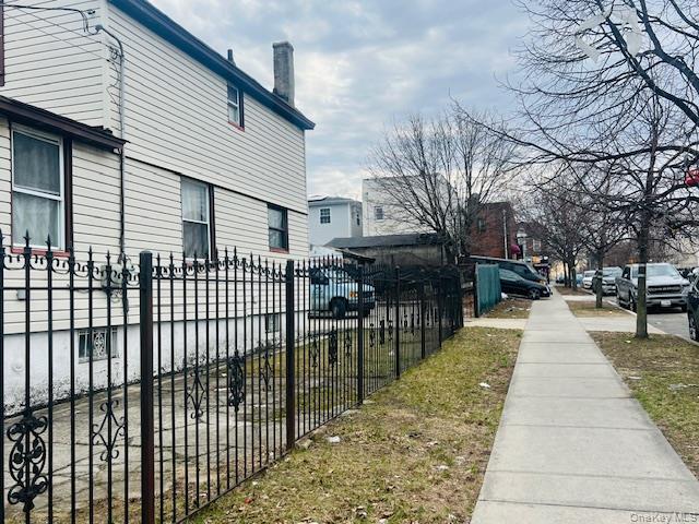 #7 photo, 110-04 164th Street, Jamaica , NY 11433