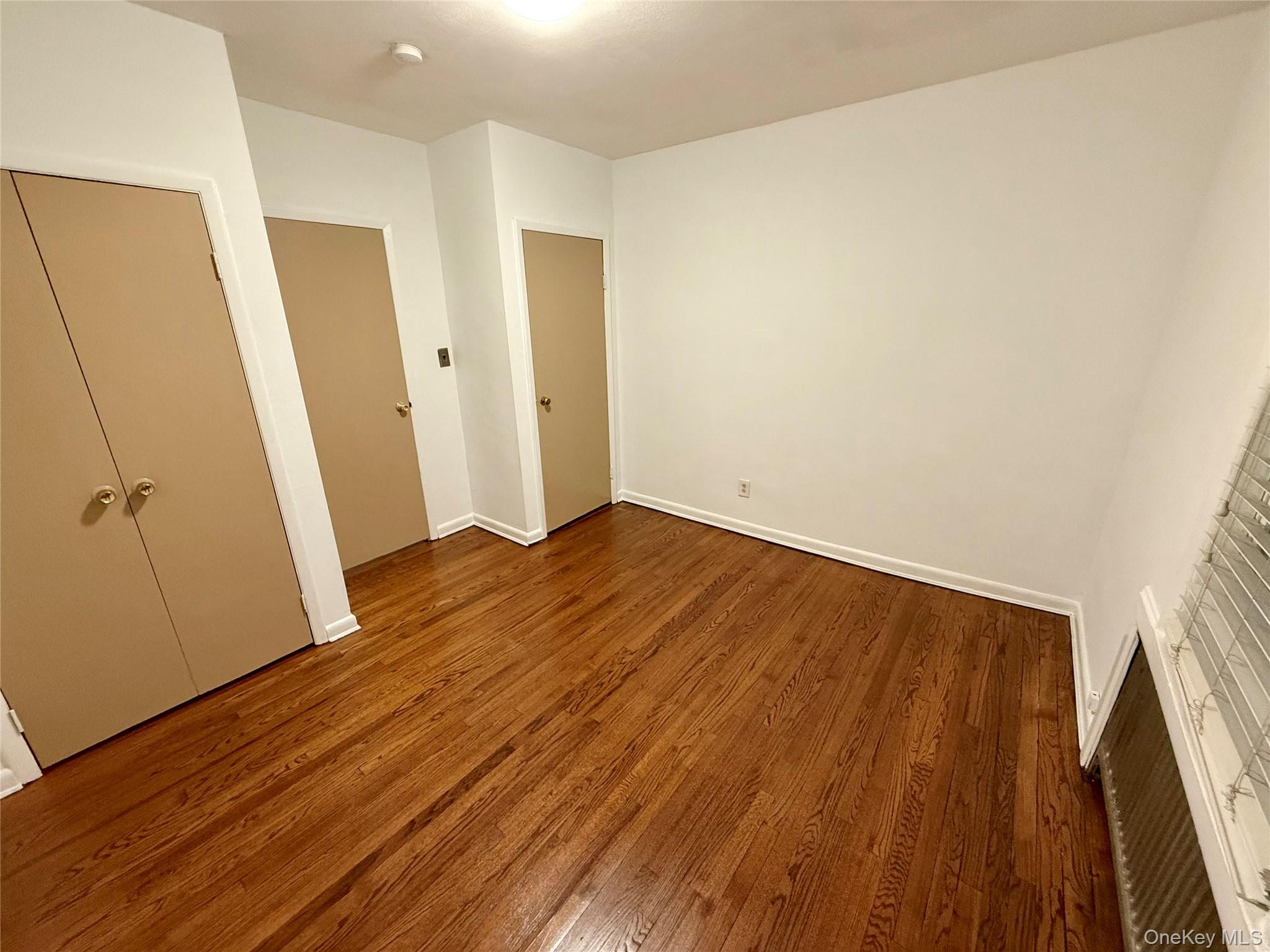 #16 photo, 29 Smith Street, Deer Park , NY 11729