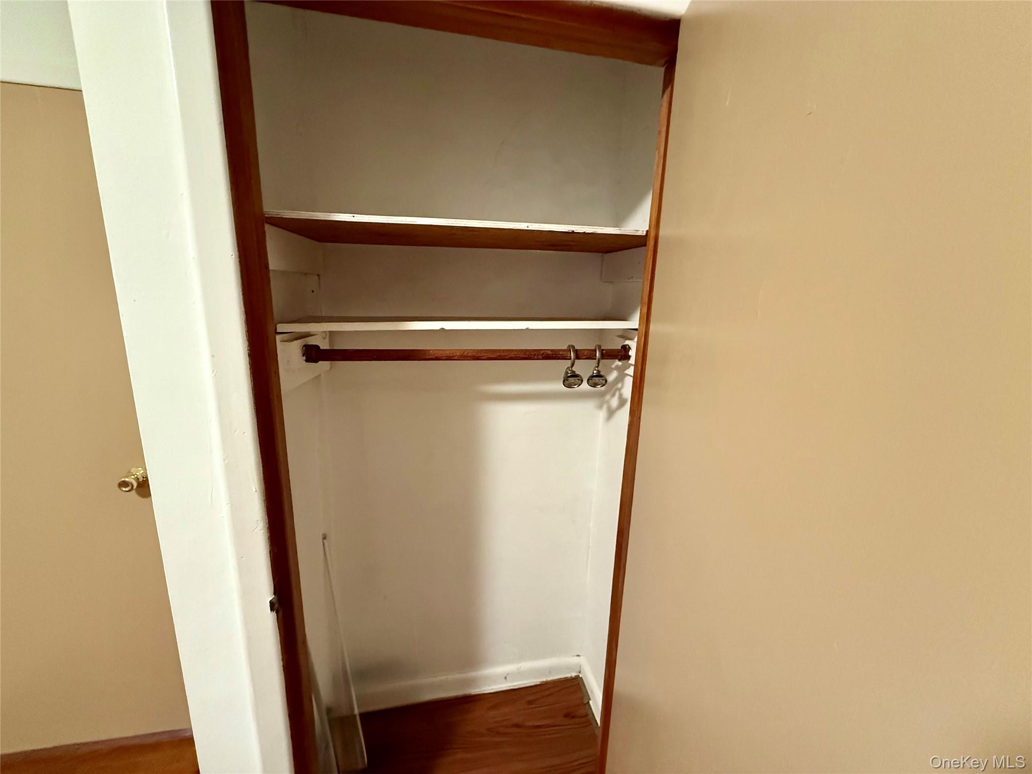 #18 photo, 29 Smith Street, Deer Park , NY 11729