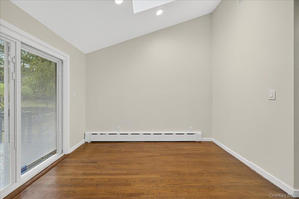 #11 photo, 54 Hillside Street, Tarrytown , NY 10591