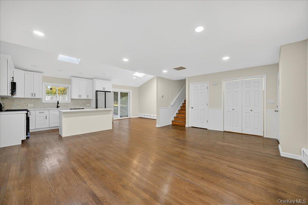 #7 photo, 54 Hillside Street, Tarrytown , NY 10591