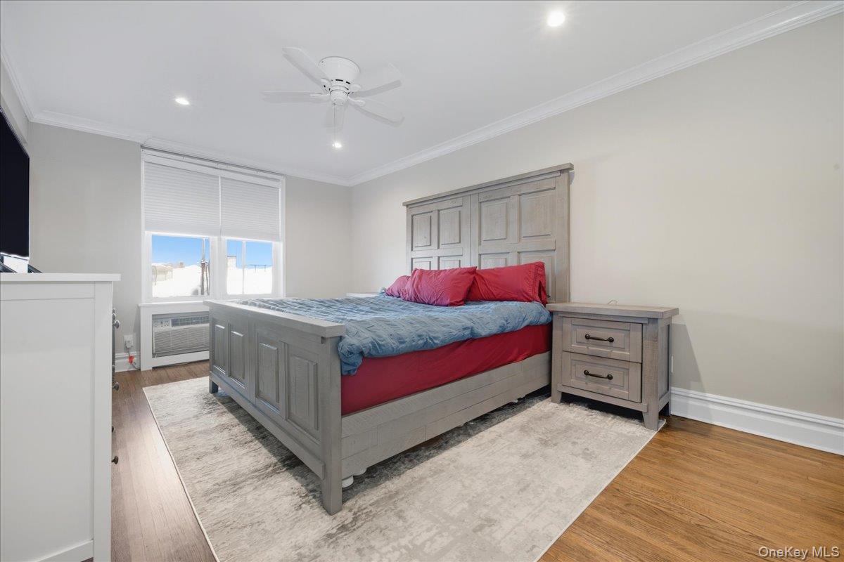 #11 photo, 55 Lenox Road, Rockville Centre , NY 11570