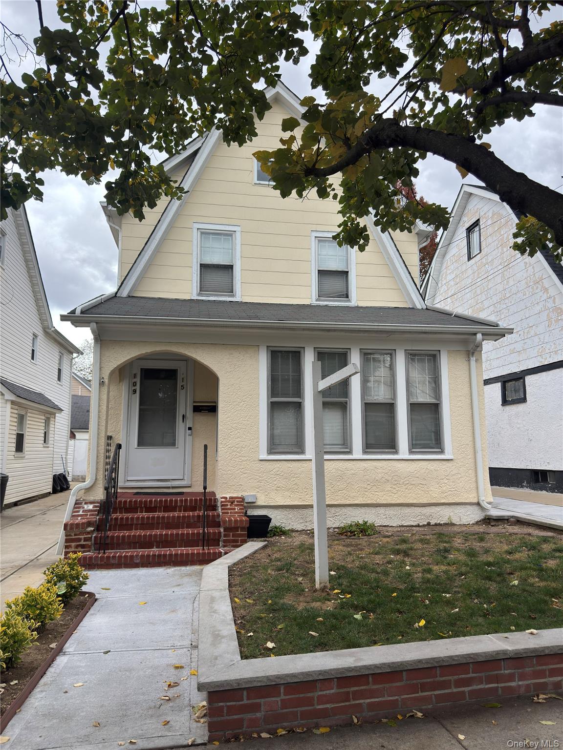 #1 photo, 109-15 200th Street, Saint Albans , NY 11412