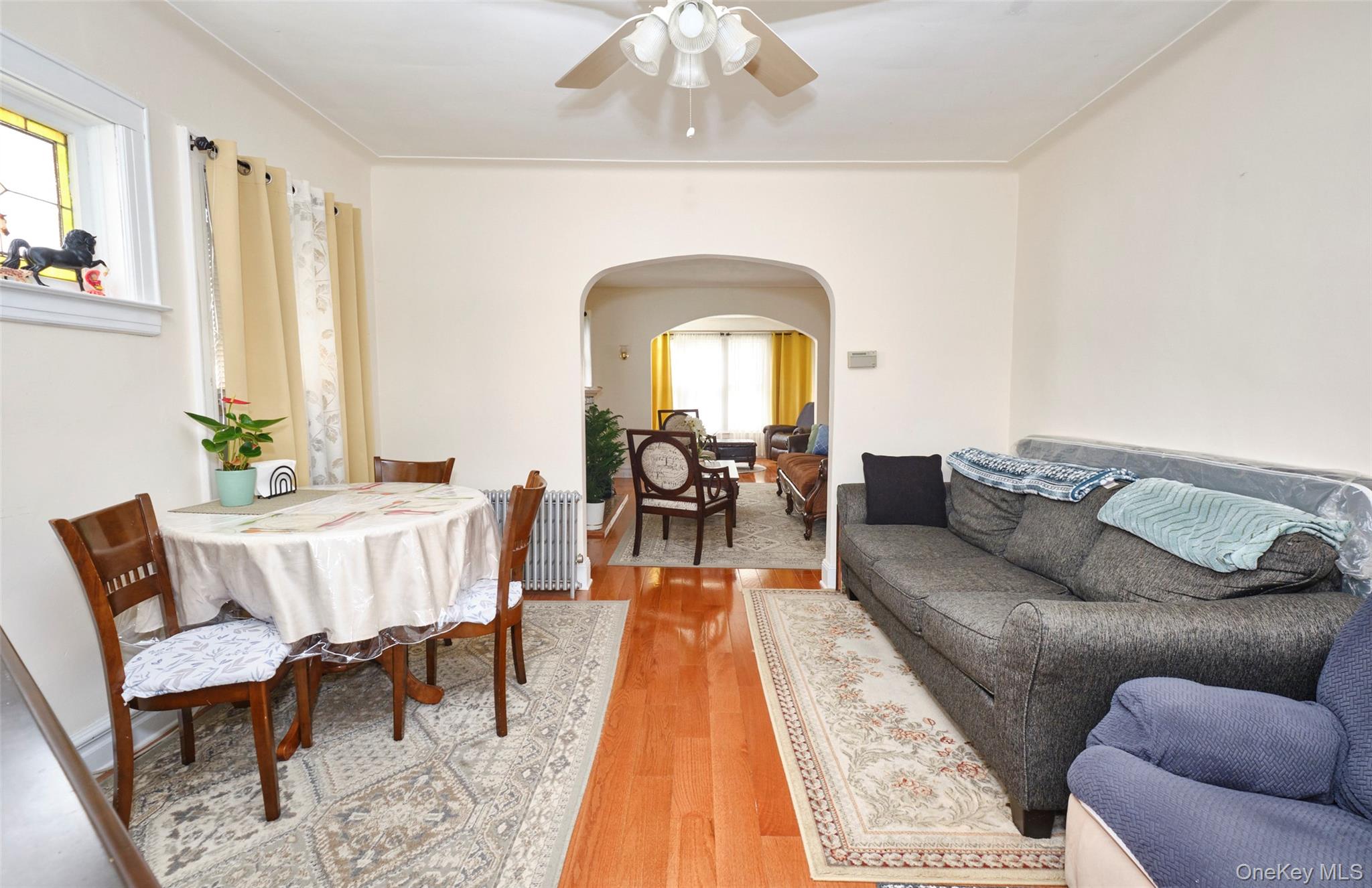 #16 photo, 109-15 200th Street, Saint Albans , NY 11412