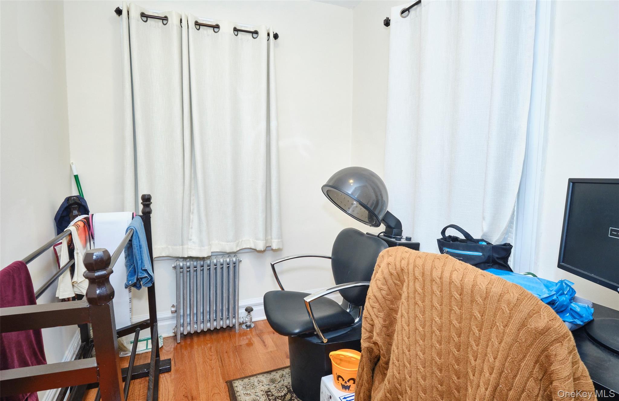 #17 photo, 109-15 200th Street, Saint Albans , NY 11412