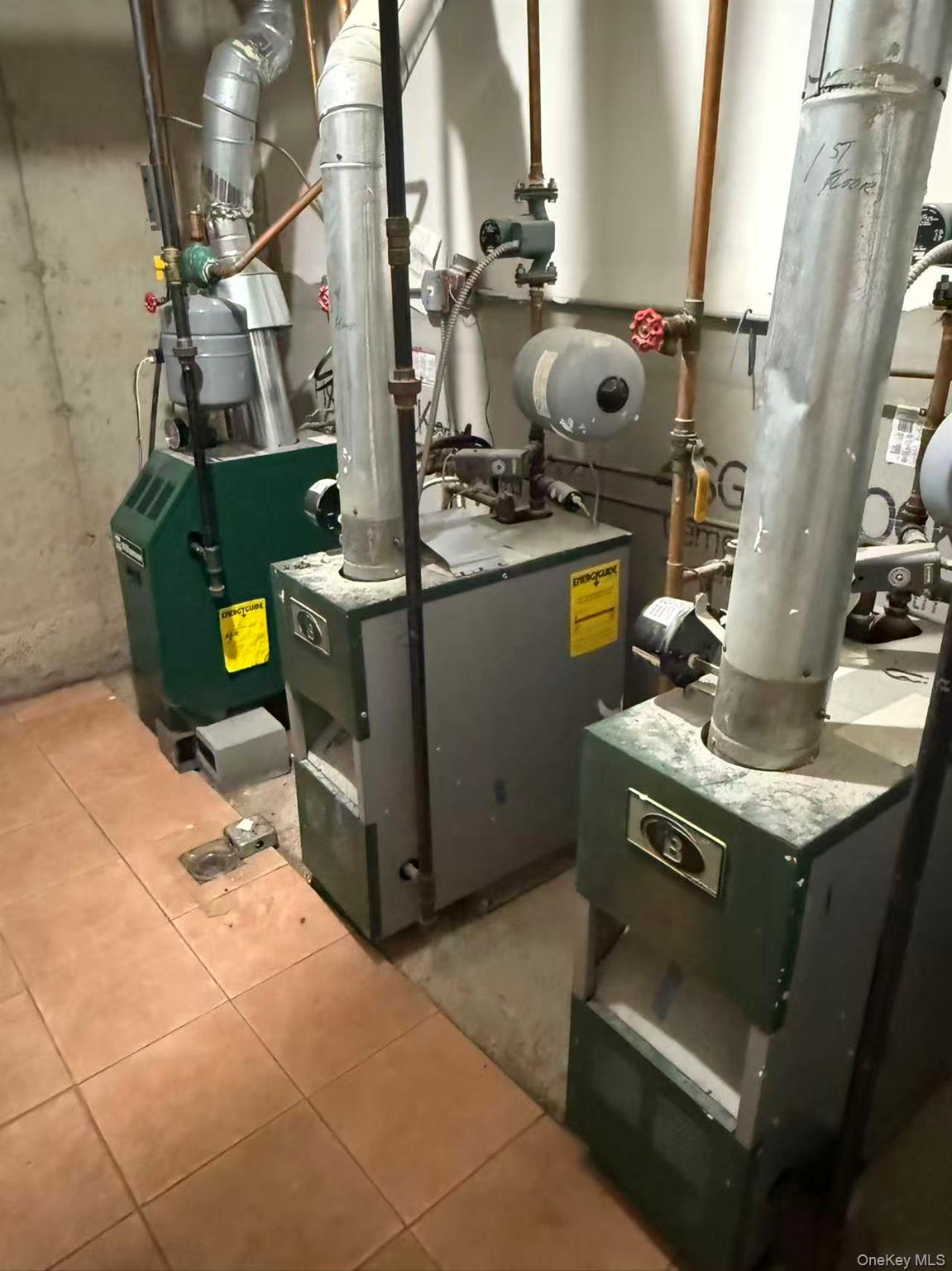 #16 photo, 87-86 52nd Avenue, Elmhurst , NY 11373