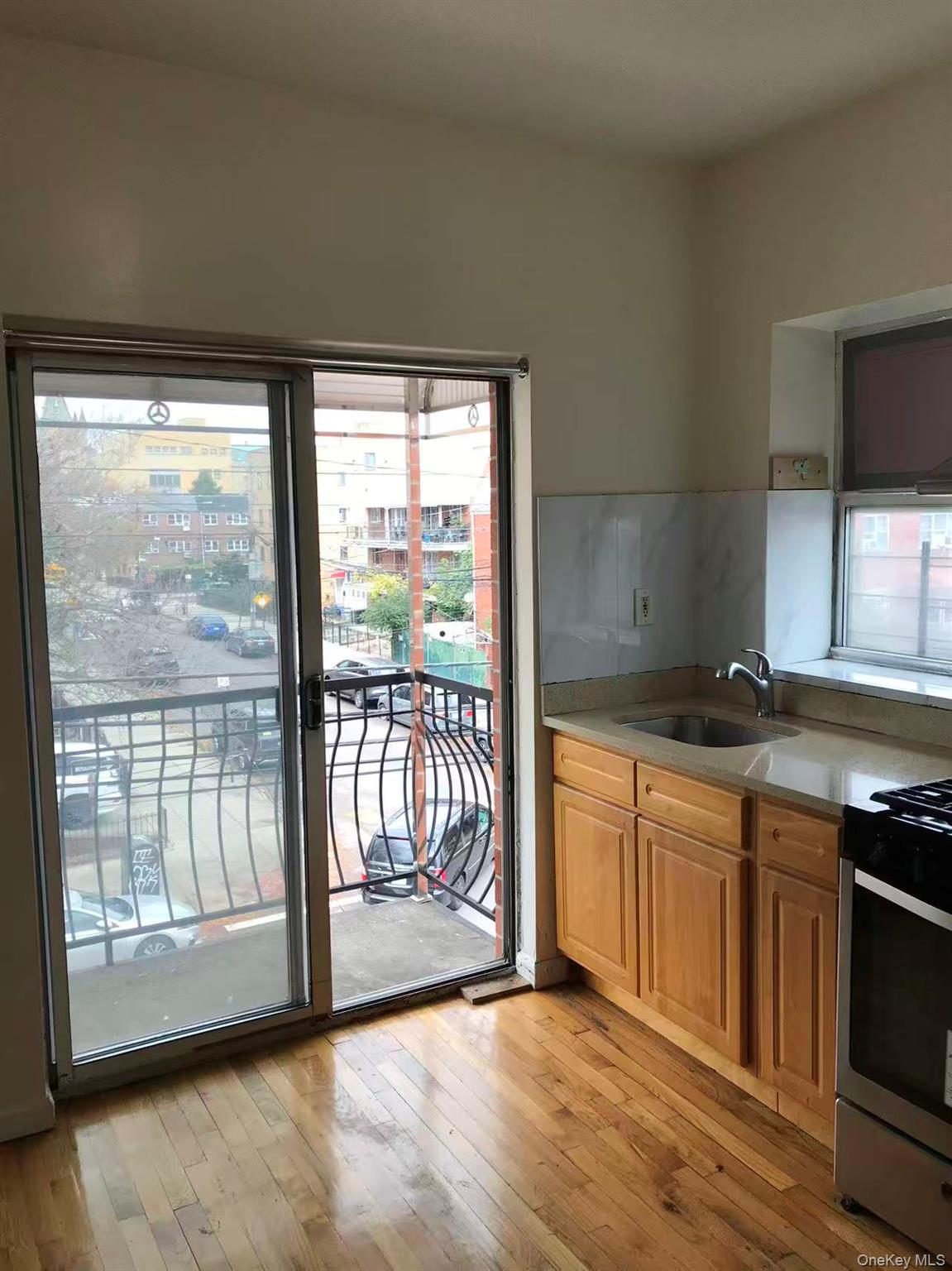 #9 photo, 87-86 52nd Avenue, Elmhurst , NY 11373