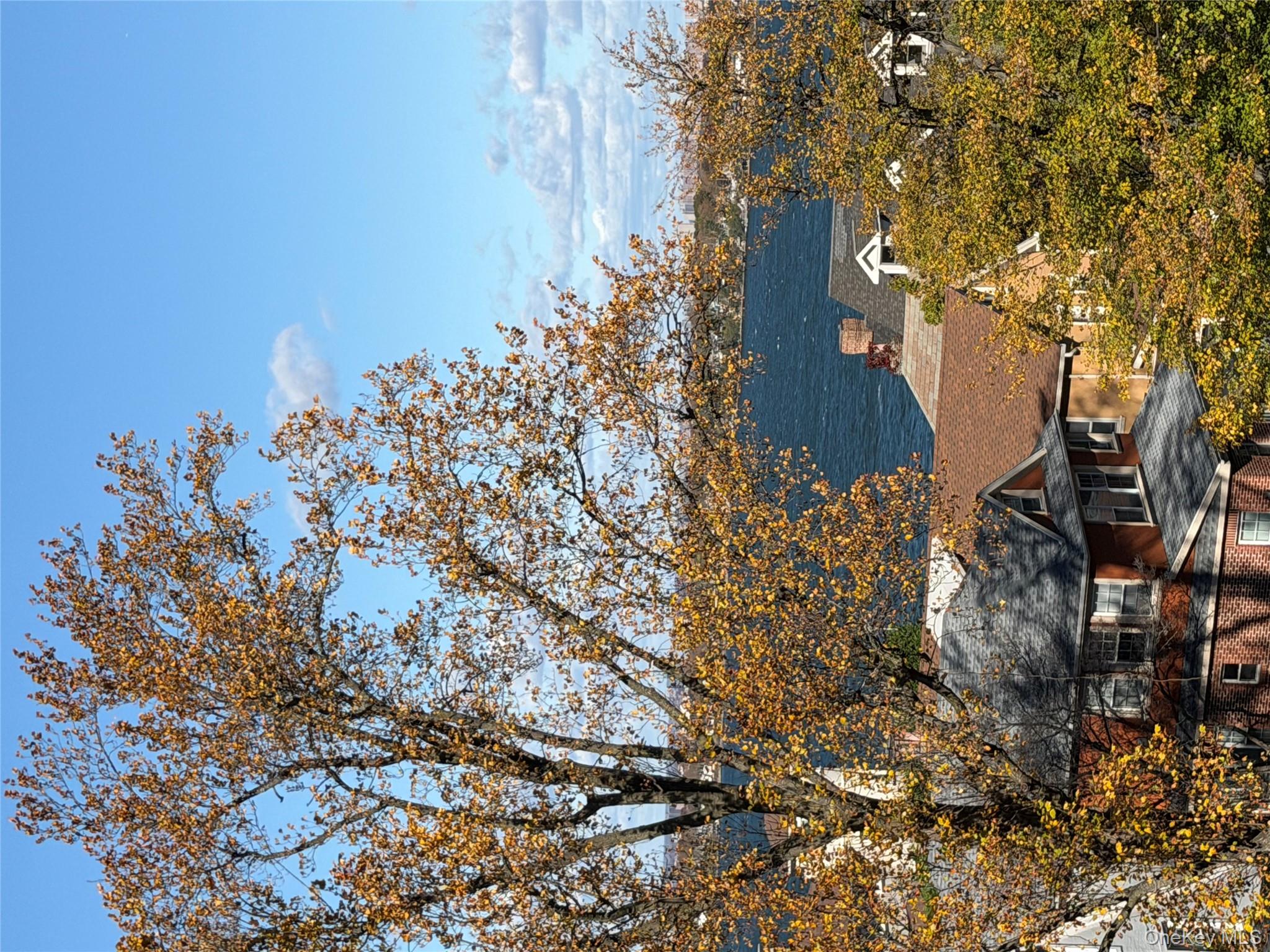 #1 photo, 16201 Powells Cove Boulevard, Beechhurst , NY 11357