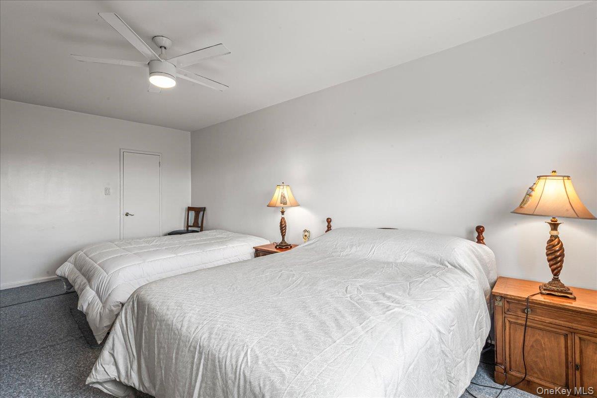 #13 photo, 16201 Powells Cove Boulevard, Beechhurst , NY 11357