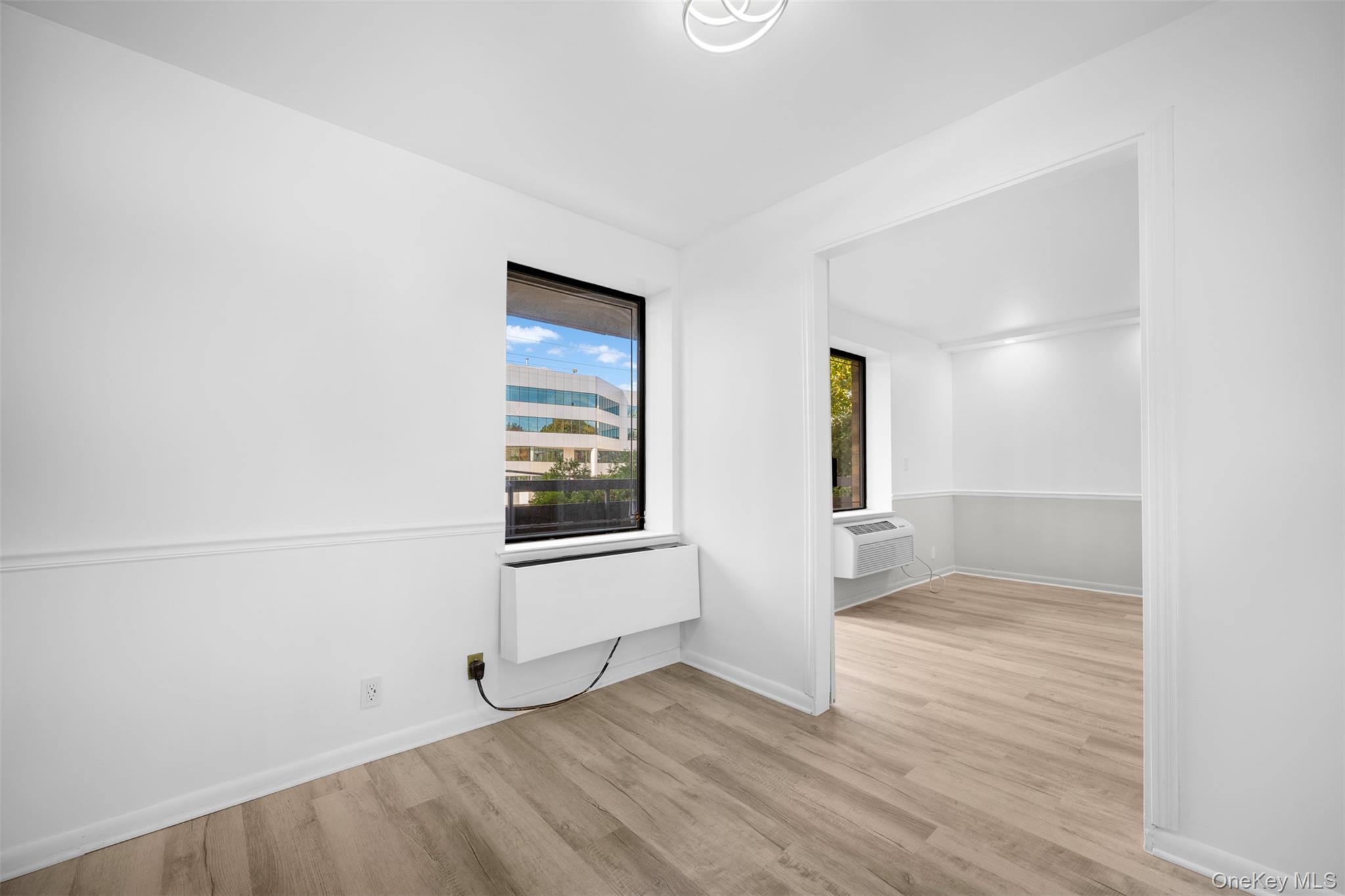 #14 photo, 141 Great Neck Road, Great Neck , NY 11021