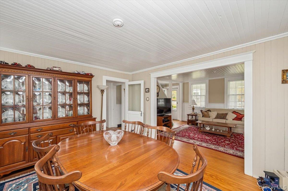 #10 photo, 811 Locust Avenue, Bohemia , NY 11716