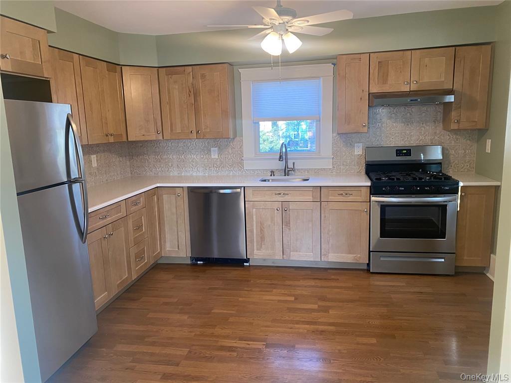 #3 photo, 2 William Street, Glen Head , NY 11545