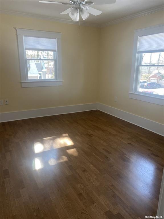 #5 photo, 2 William Street, Glen Head , NY 11545