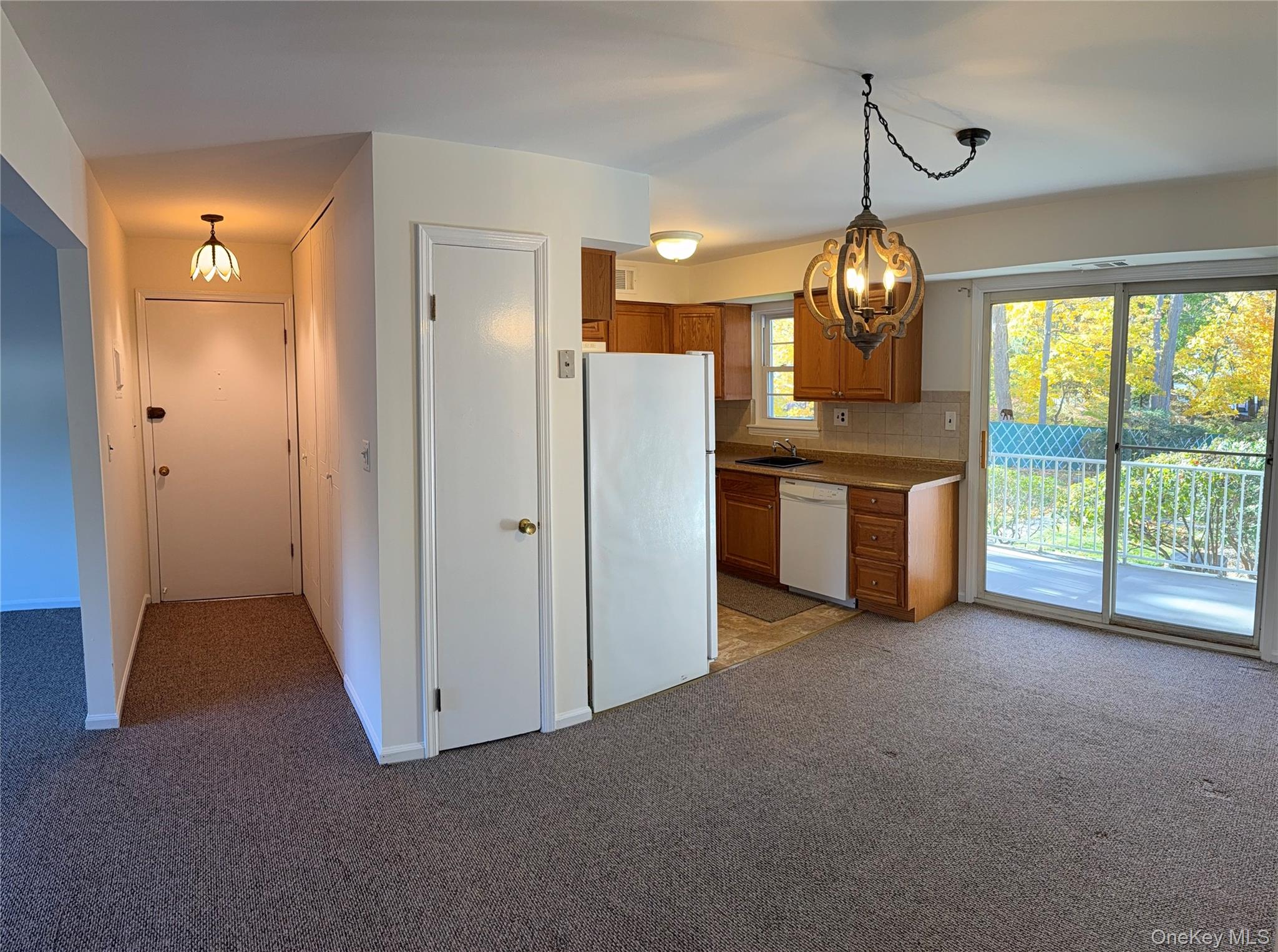 #1 photo, 13 Essex Lane, Suffern , NY 10901