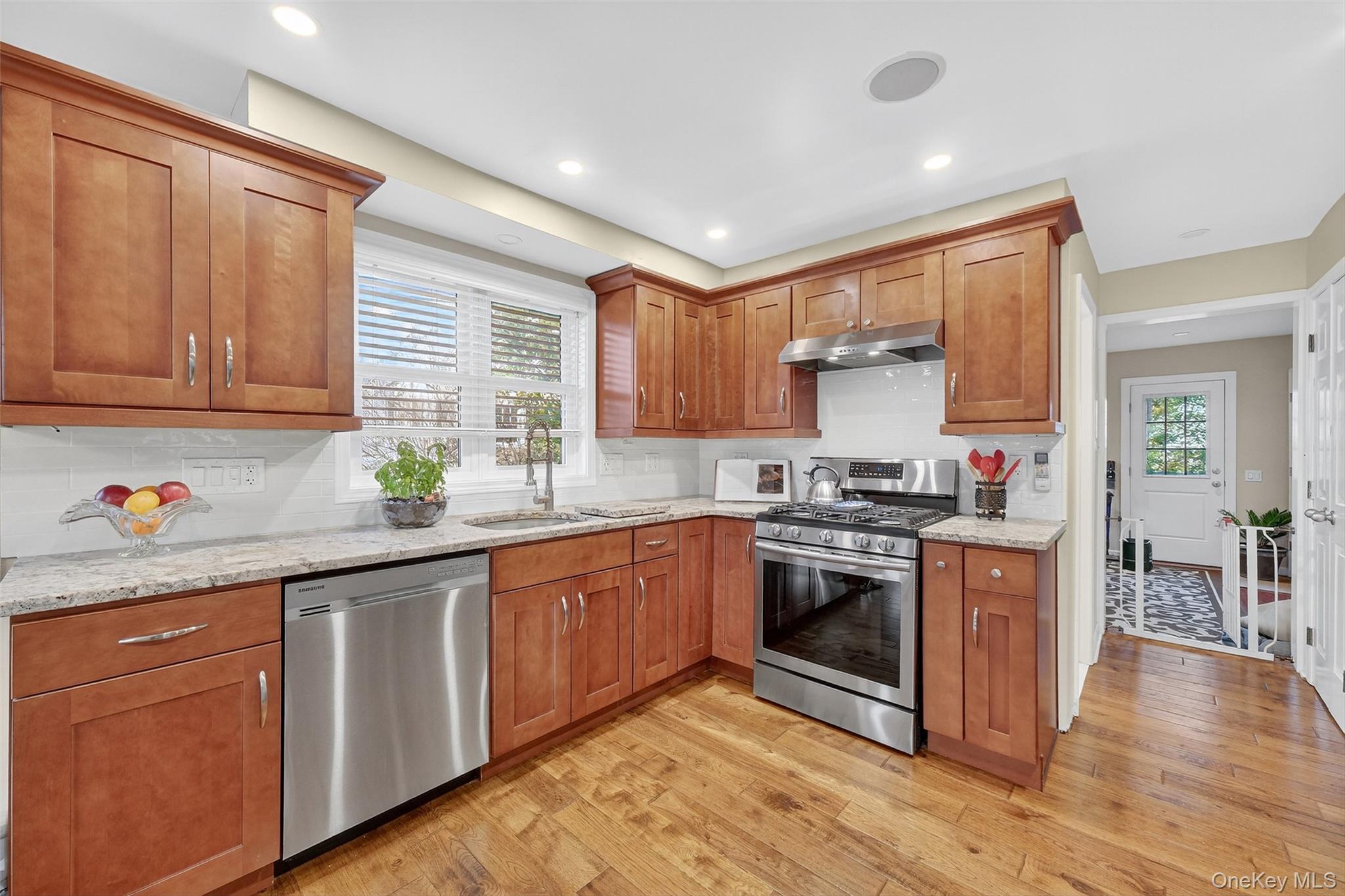 #12 photo, 3 Crosshill Road, Mahopac , NY 10541