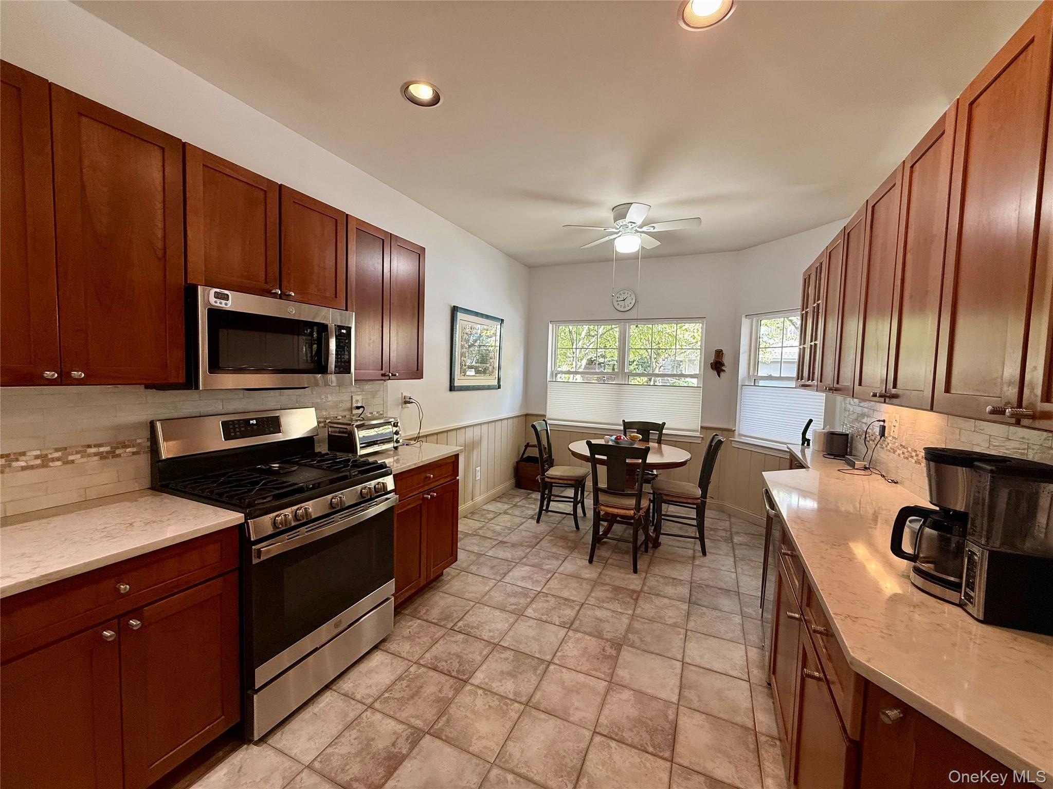 #2 photo, 10 Briarbrook Drive, Briarcliff Manor , NY 10510