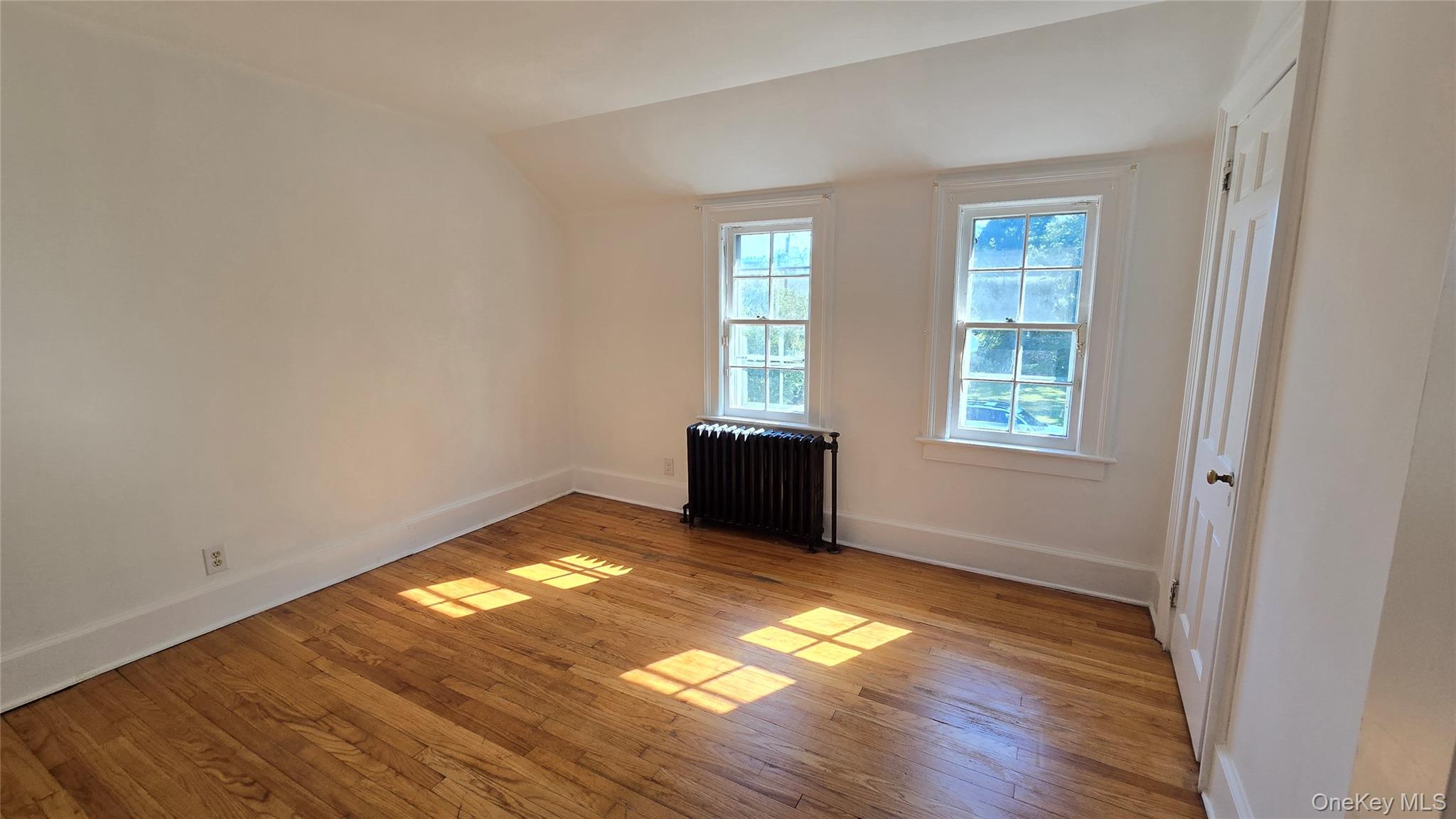 #11 photo, 98 S Hamilton Street, Poughkeepsie , NY 12601