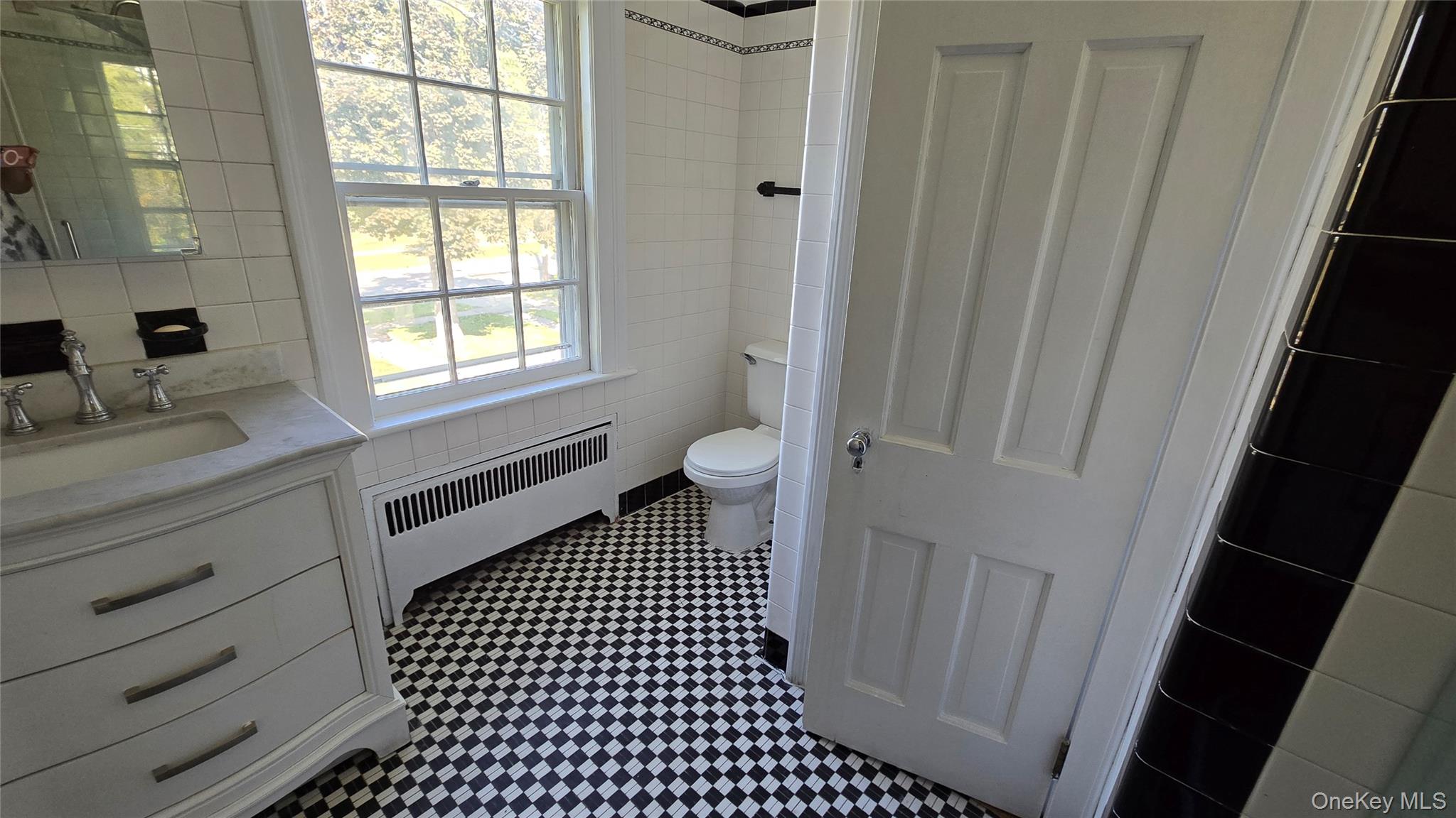 #7 photo, 98 S Hamilton Street, Poughkeepsie , NY 12601