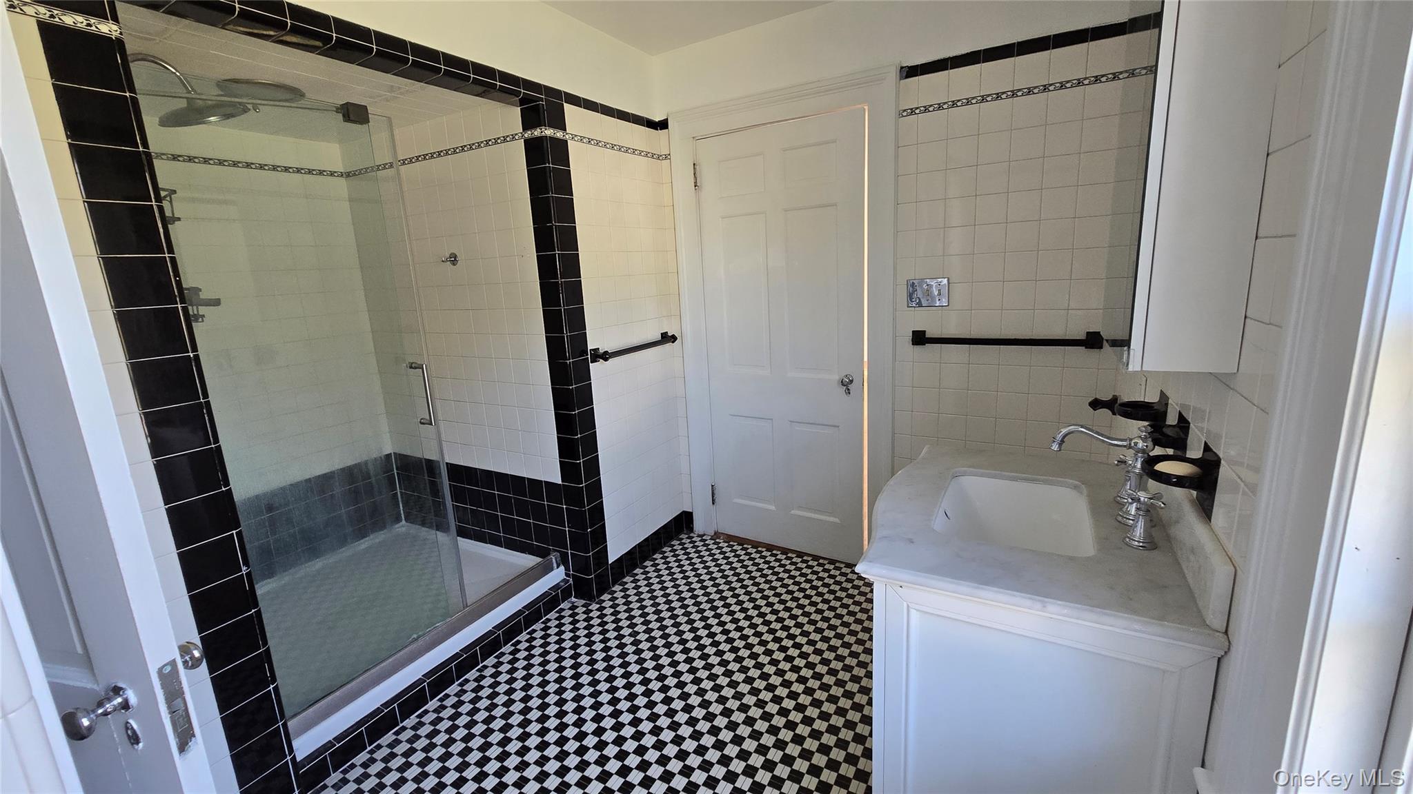 #8 photo, 98 S Hamilton Street, Poughkeepsie , NY 12601