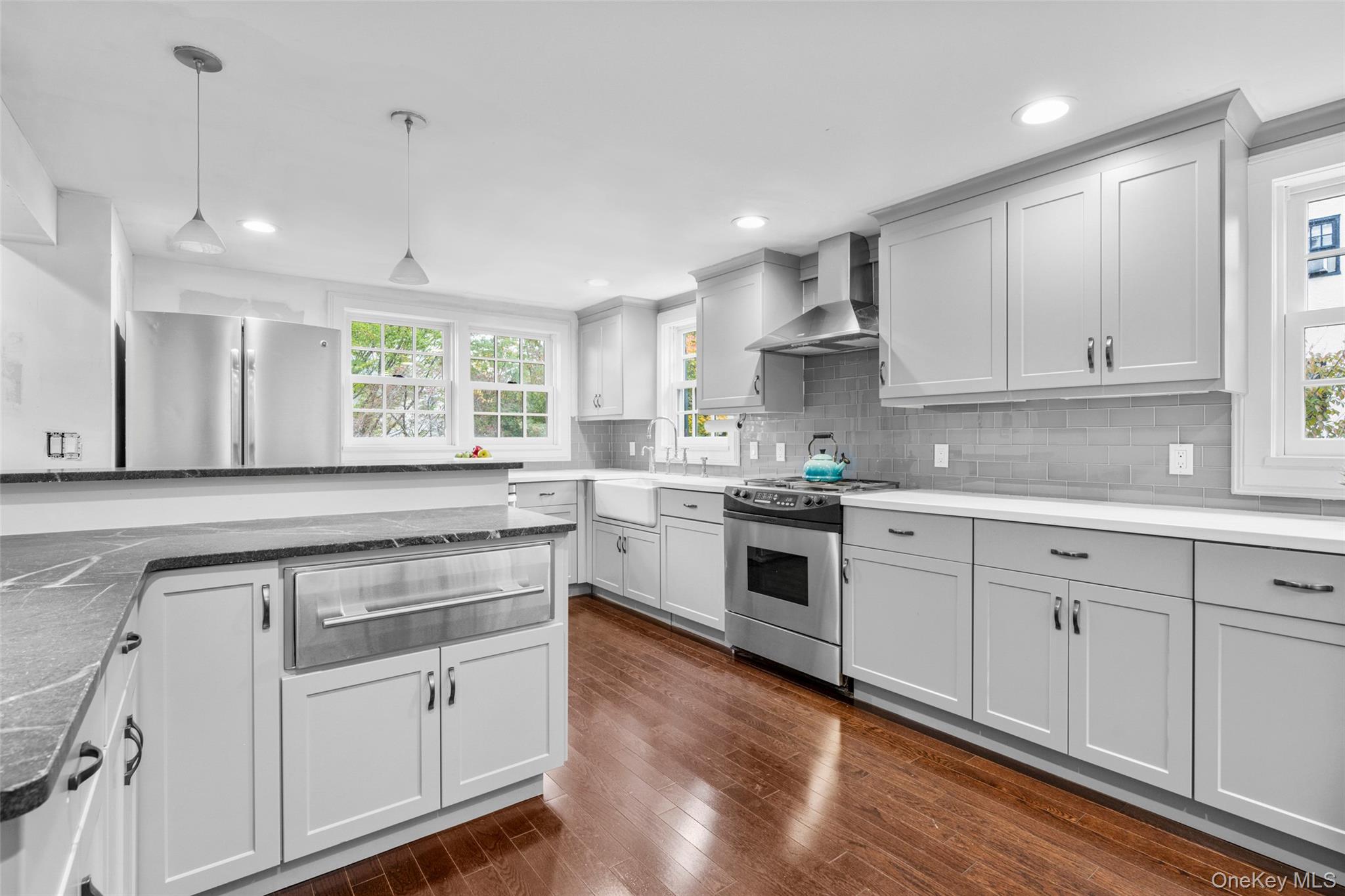 #12 photo, 417 Wynnewood Road, Pelham , NY 10803