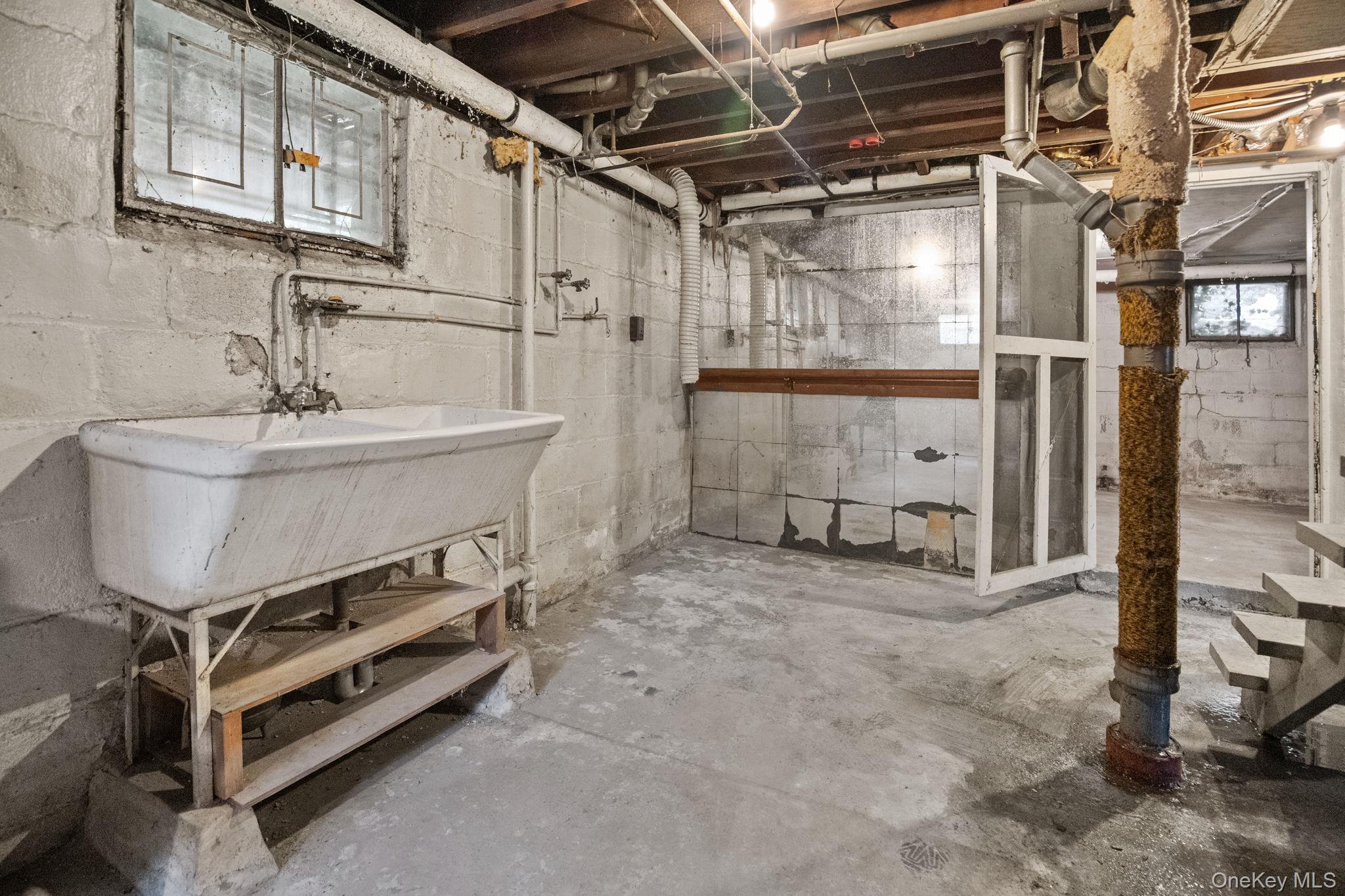 #16 photo, 8 Concord Avenue, Larchmont , NY 10538