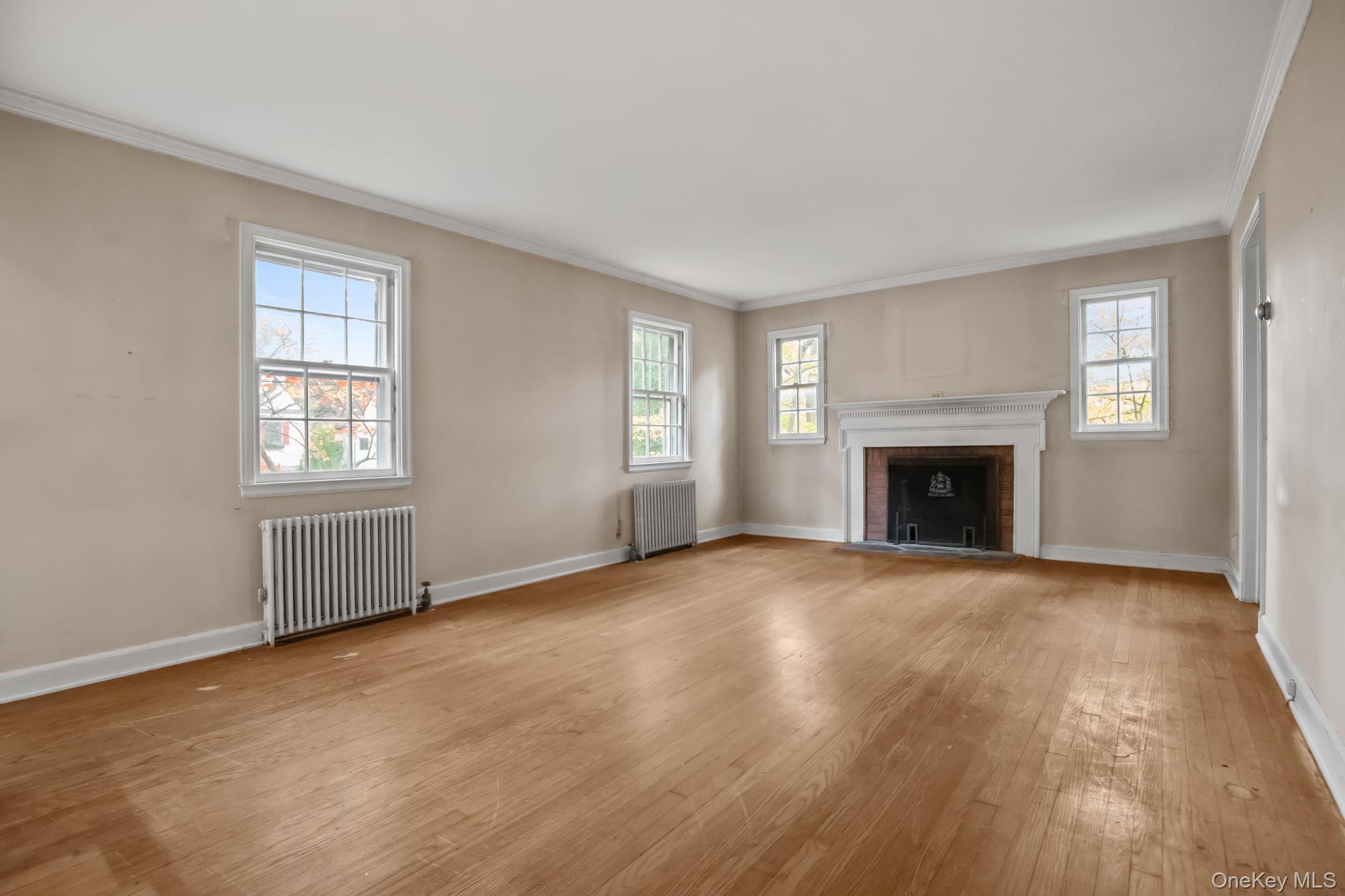 #2 photo, 8 Concord Avenue, Larchmont , NY 10538