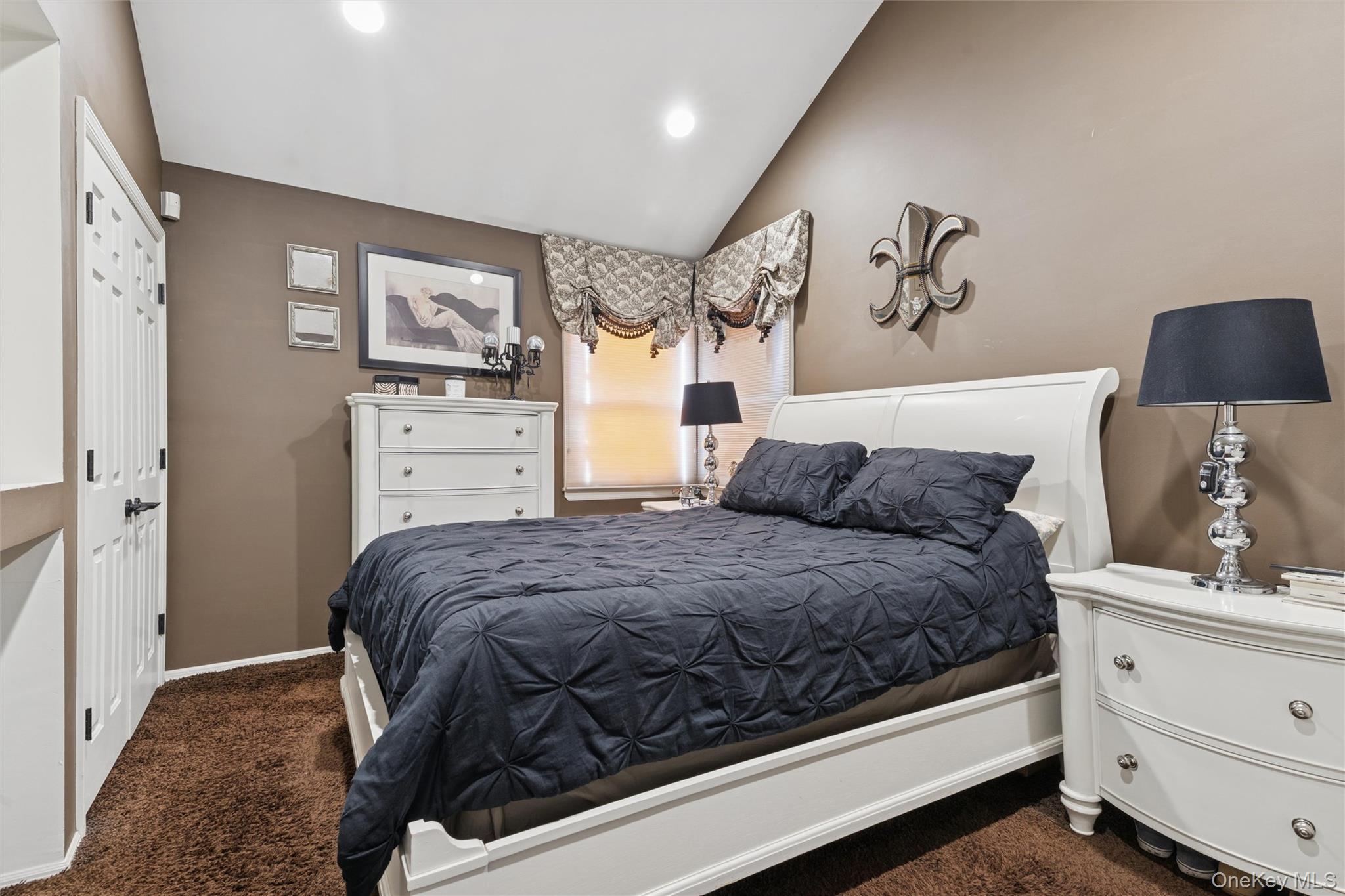 #15 photo, 31 Grand Central Avenue, Amityville , NY 11701