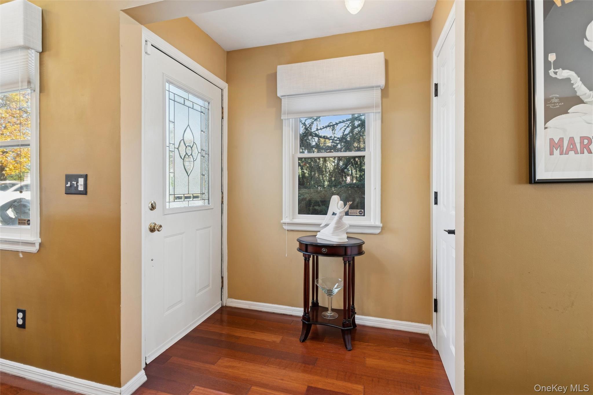 #7 photo, 31 Grand Central Avenue, Amityville , NY 11701