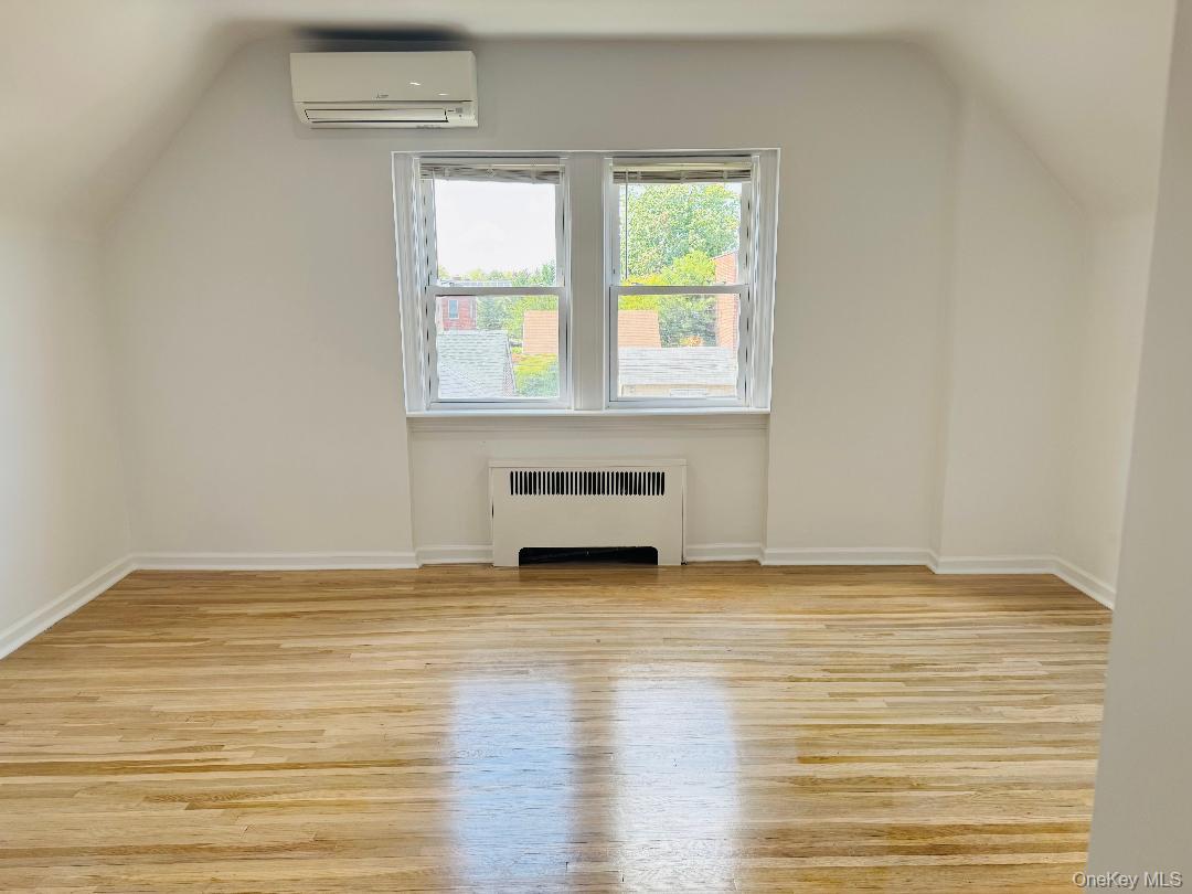 #17 photo, 8012 188th Street, Jamaica Estates , NY 11423