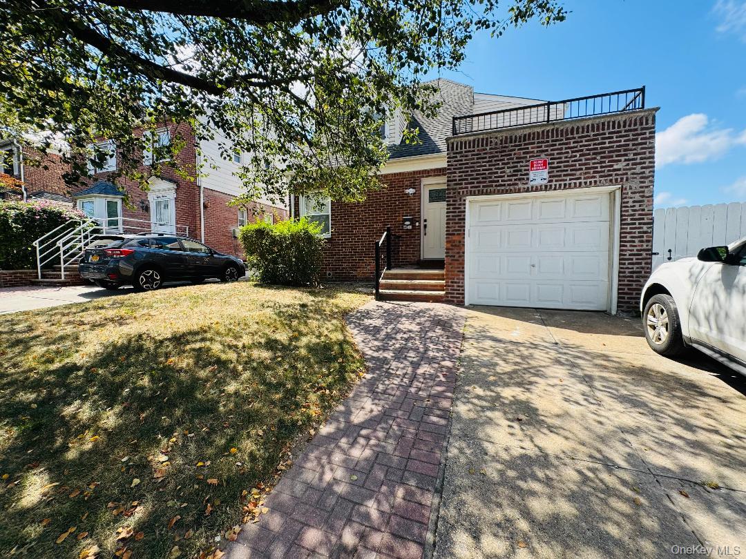 #3 photo, 8012 188th Street, Jamaica Estates , NY 11423