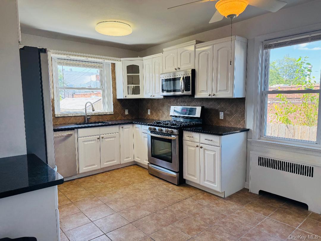 #9 photo, 8012 188th Street, Jamaica Estates , NY 11423