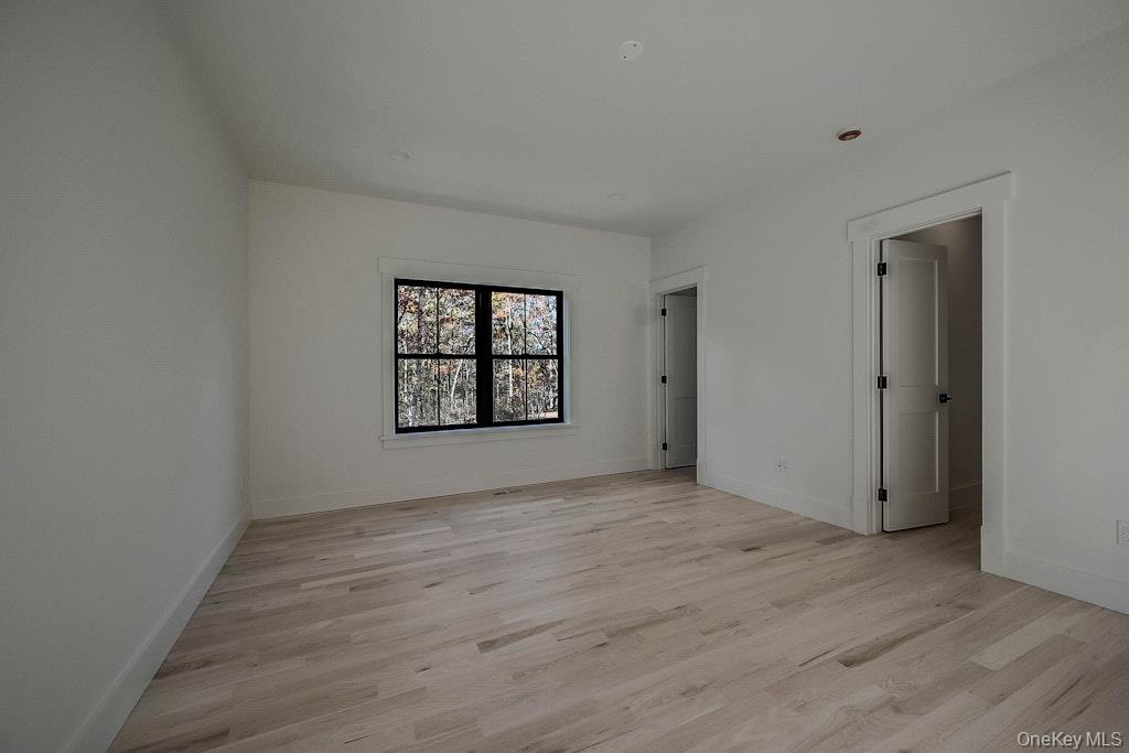 #20 photo, 20 Bunker Lane, Middle Island , NY 11953