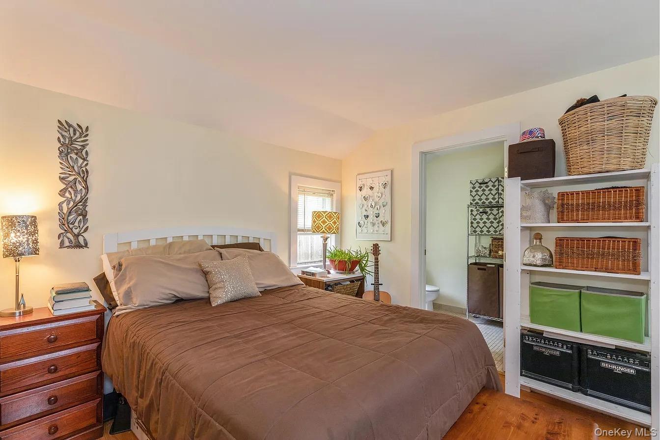 #2 photo, 560 Pacific Street, Mattituck , NY 11952