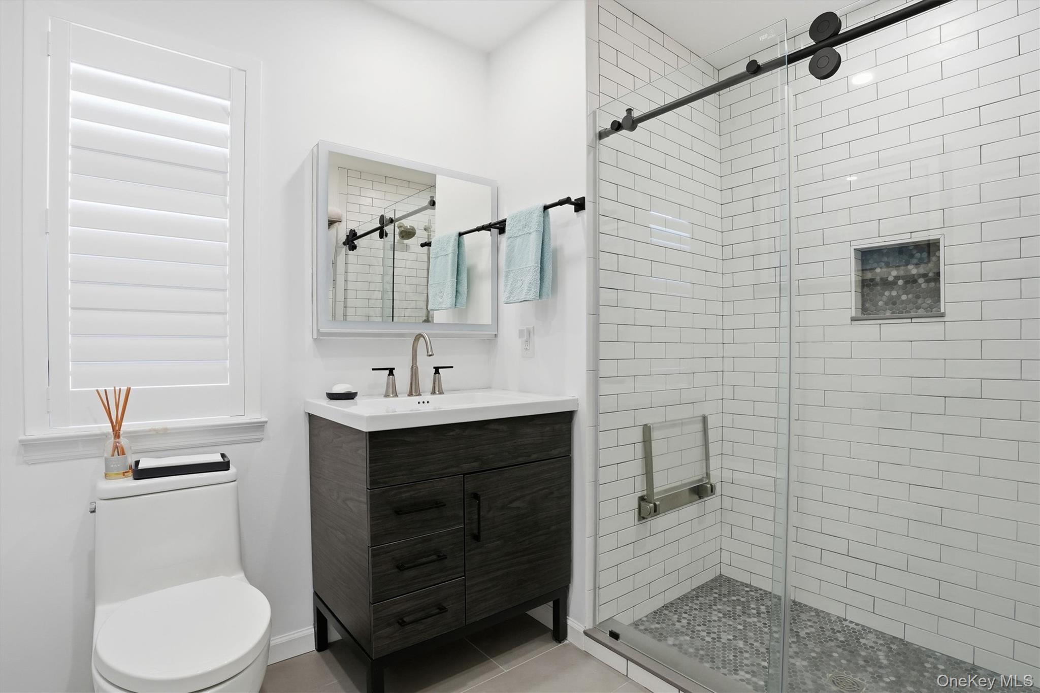 #19 photo, 60 Herrels Circle, Melville , NY 11747