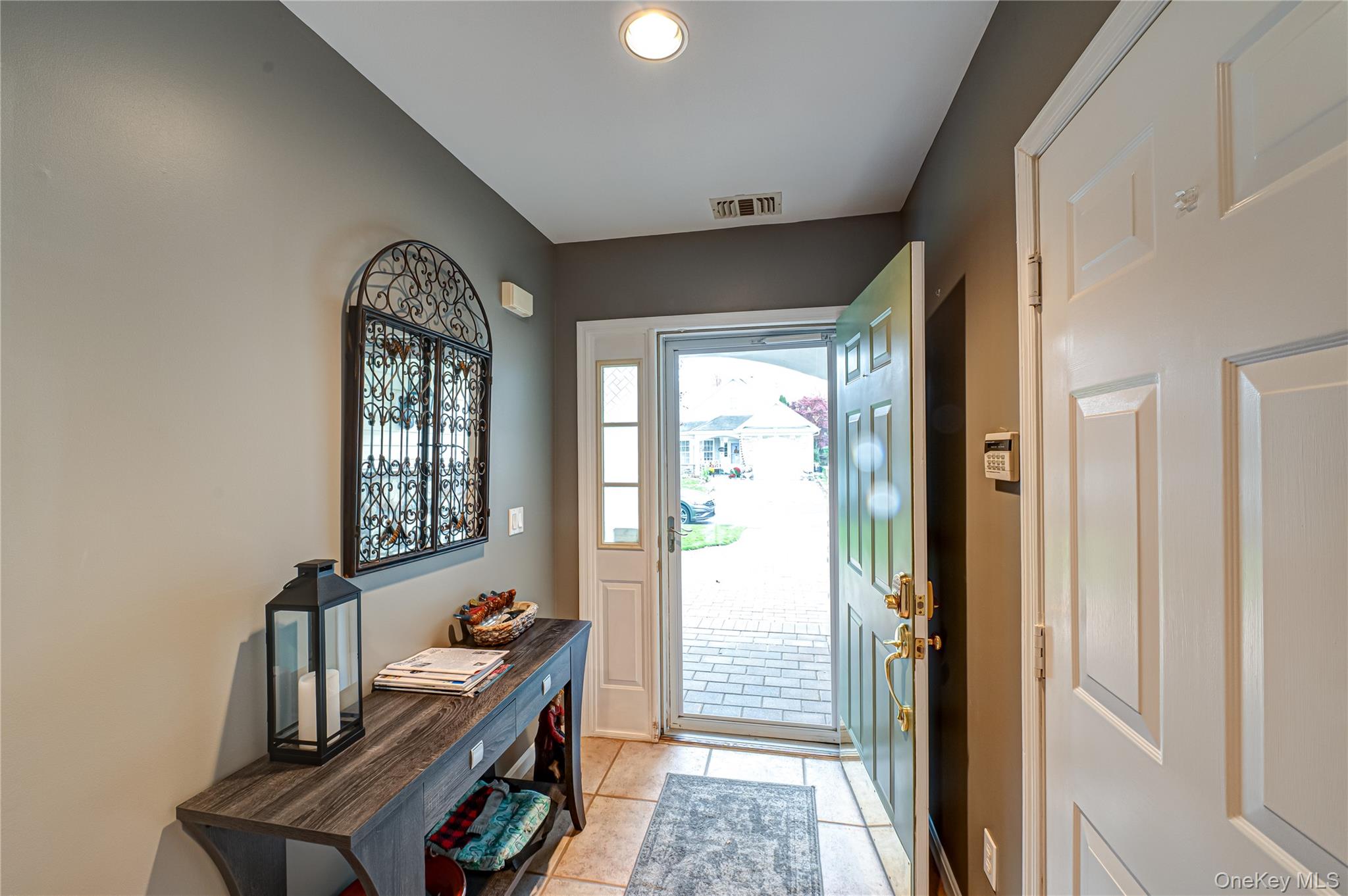 #3 photo, 3 Sophia Drive, Middle Island , NY 11953